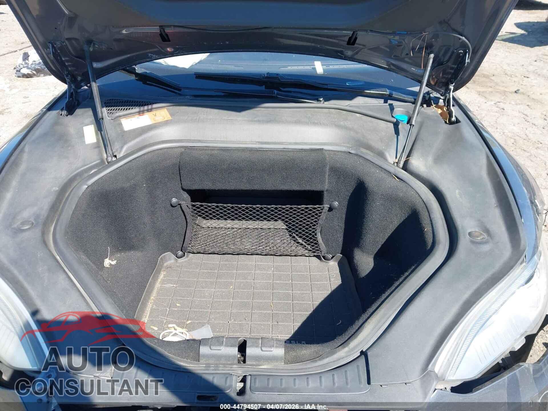 TESLA MODEL S 2014 - 5YJSA1S16EFP61724