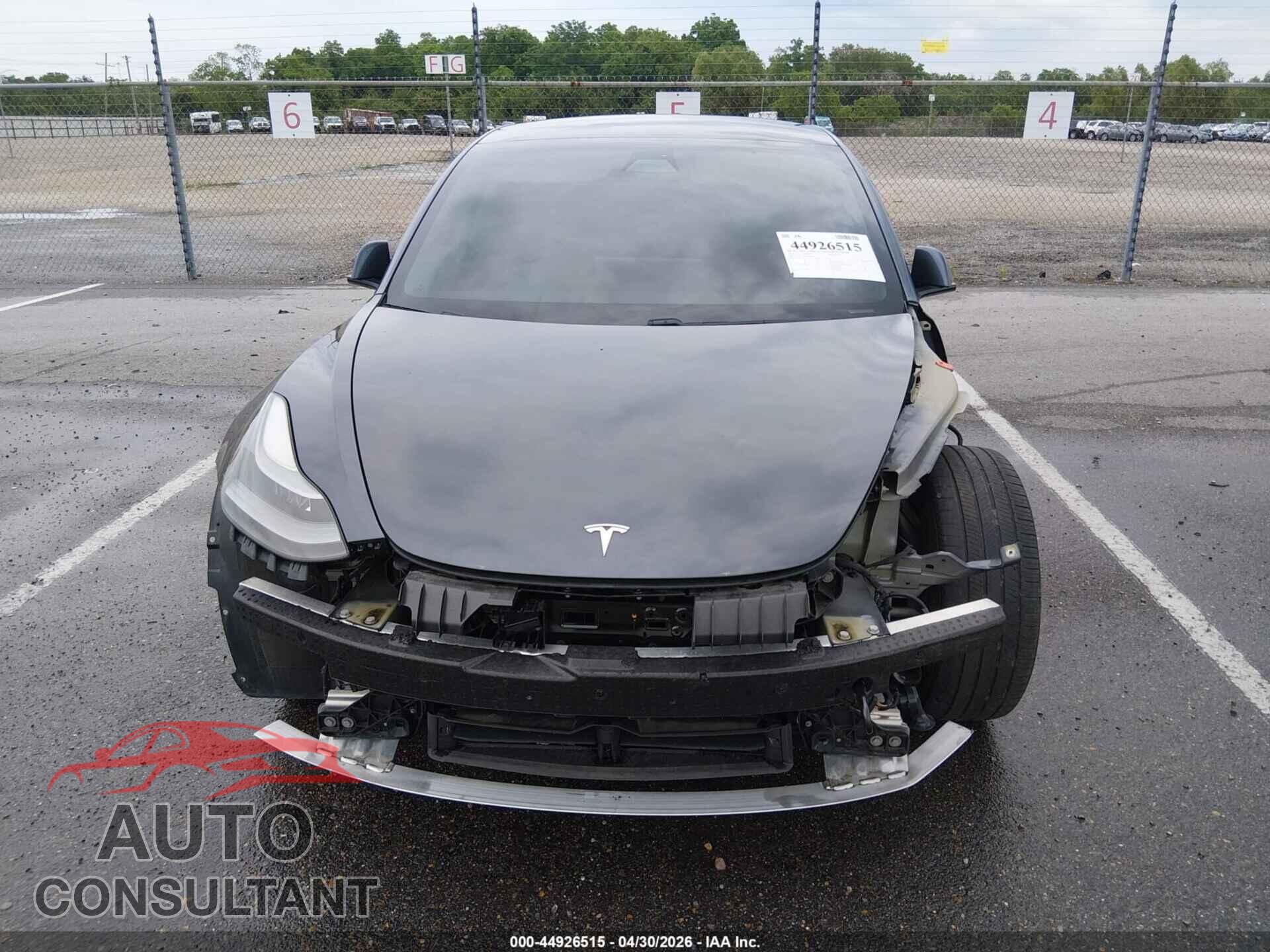 TESLA MODEL 3 2021 - 5YJ3E1EA5MF006261