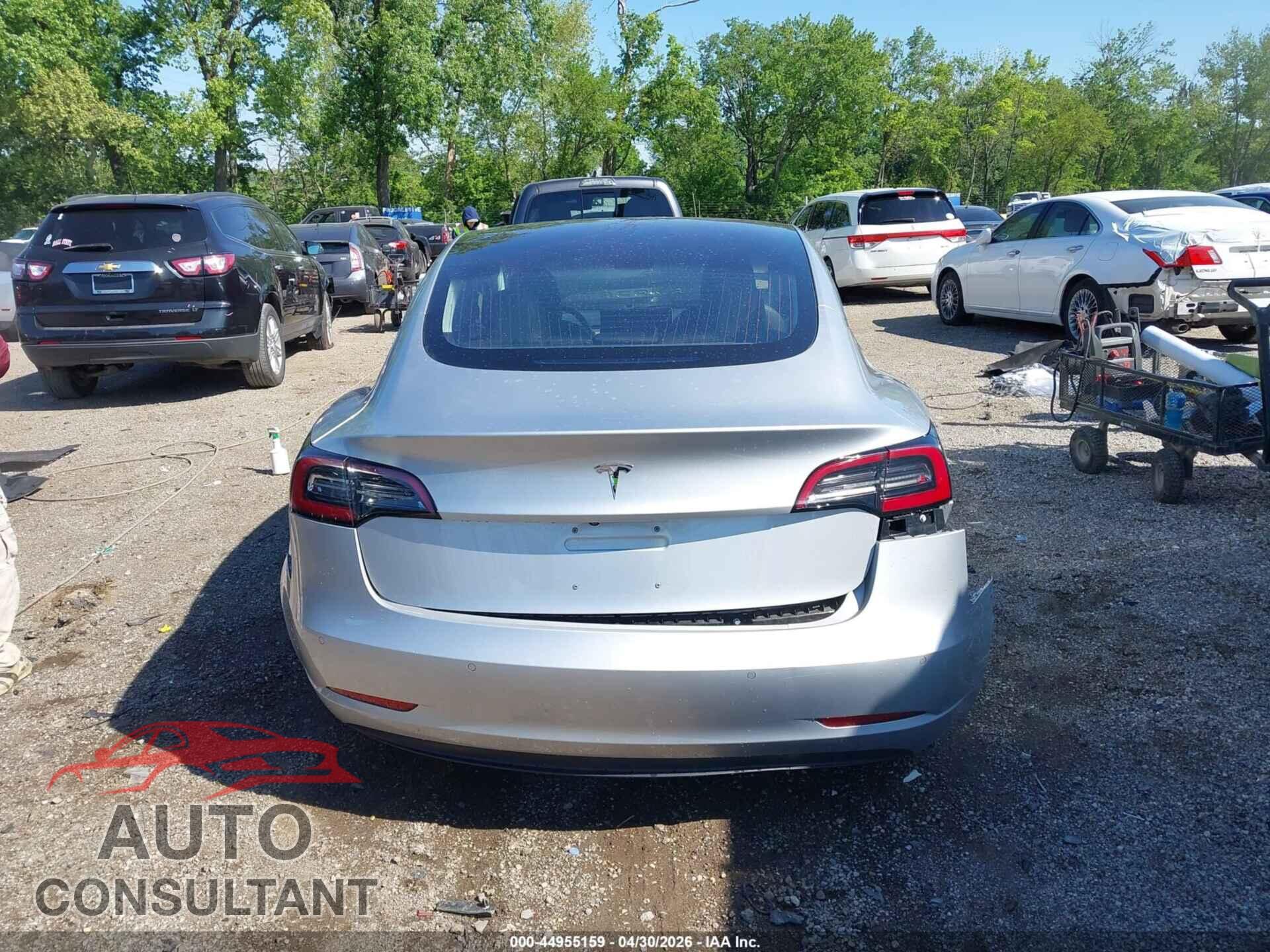 TESLA MODEL 3 2018 - 5YJ3E1EA0JF048610