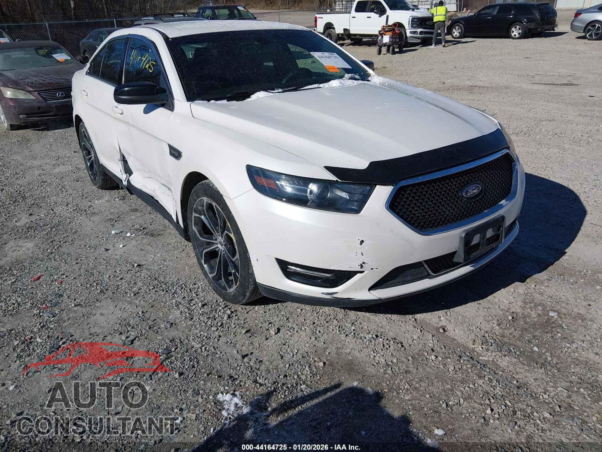 FORD TAURUS 2016 - 1FAHP2KTXGG157611