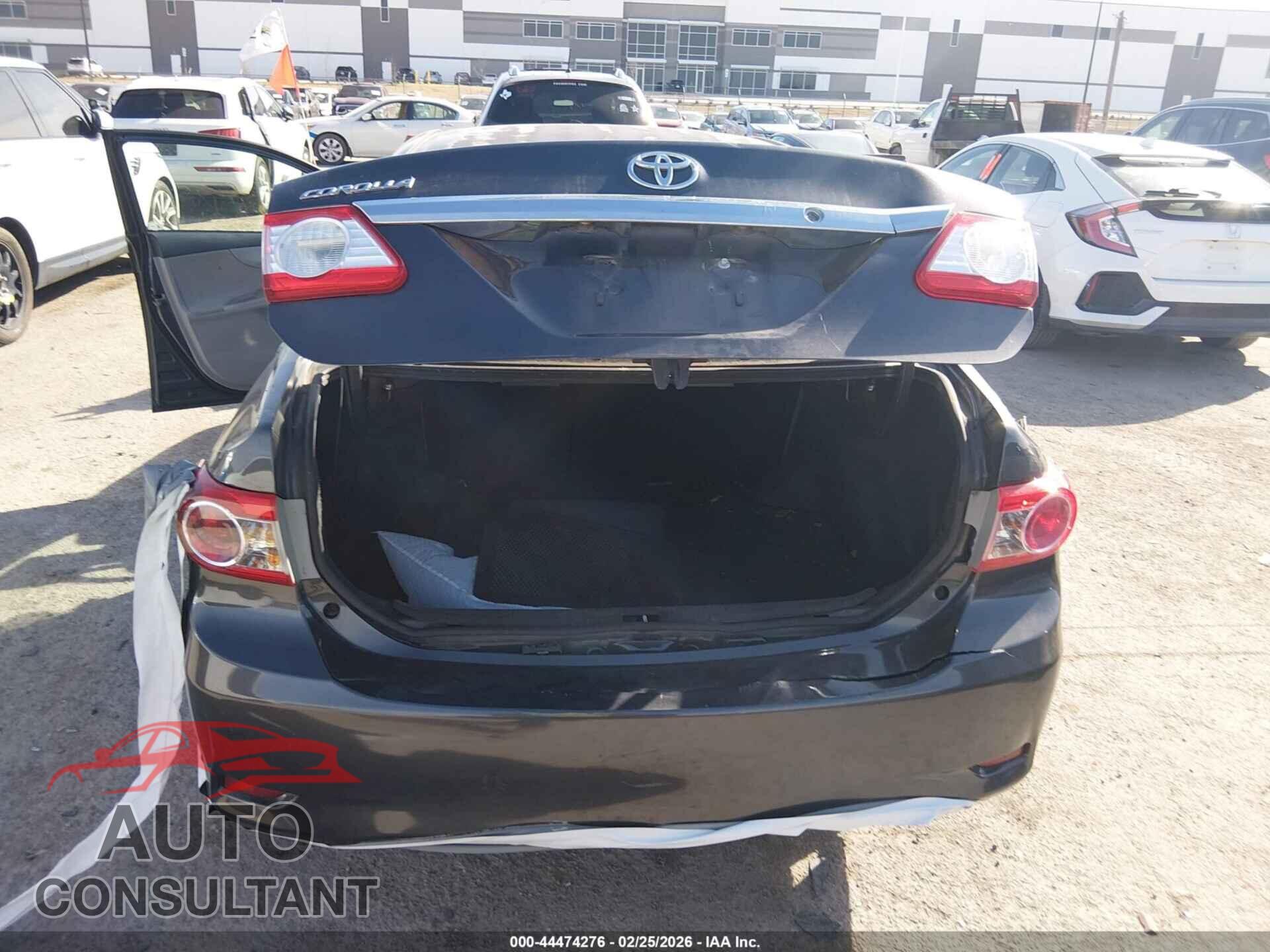TOYOTA COROLLA 2012 - 2T1BU4EE9CC892817
