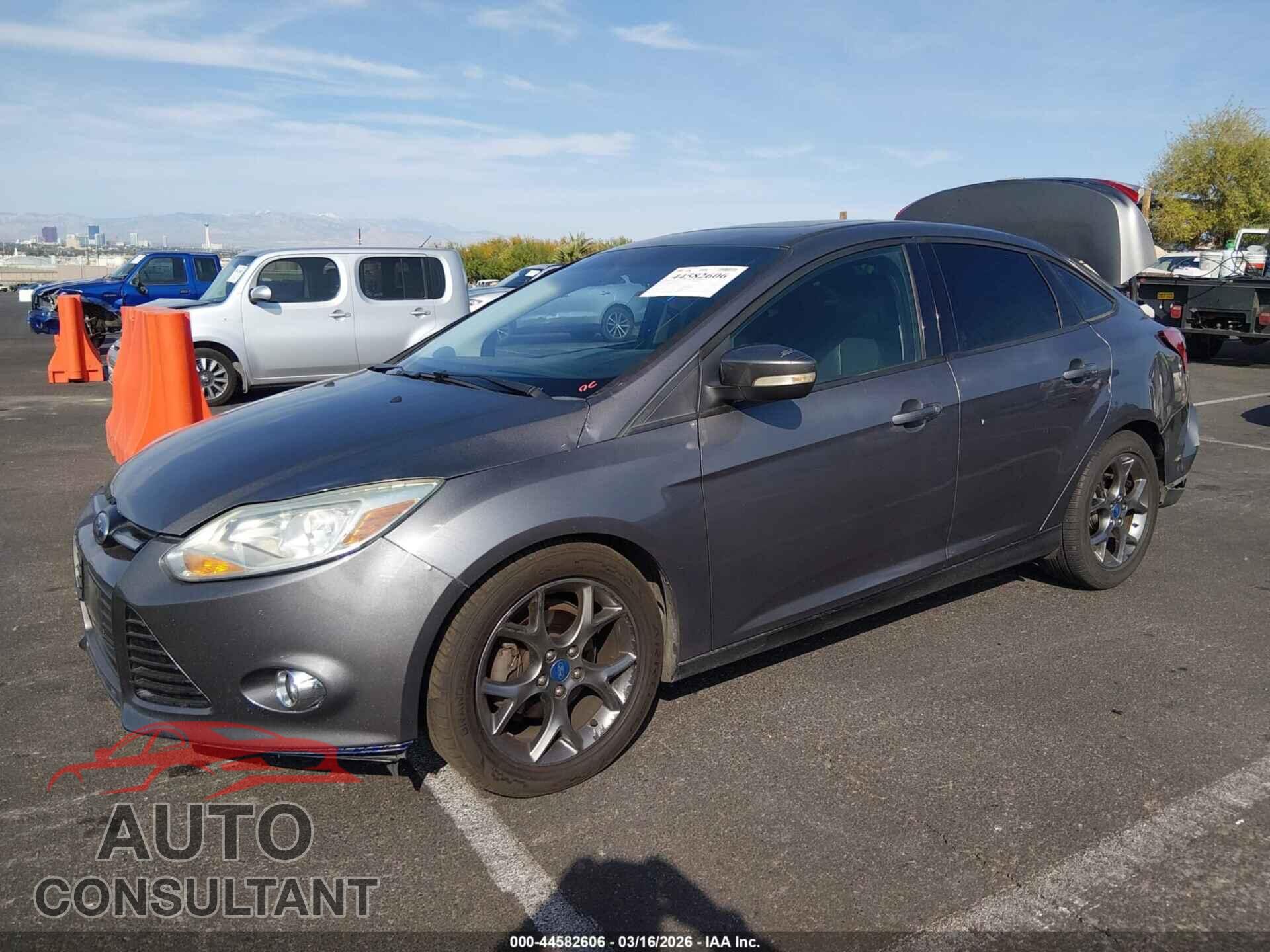 FORD FOCUS 2013 - 1FADP3F29DL201512