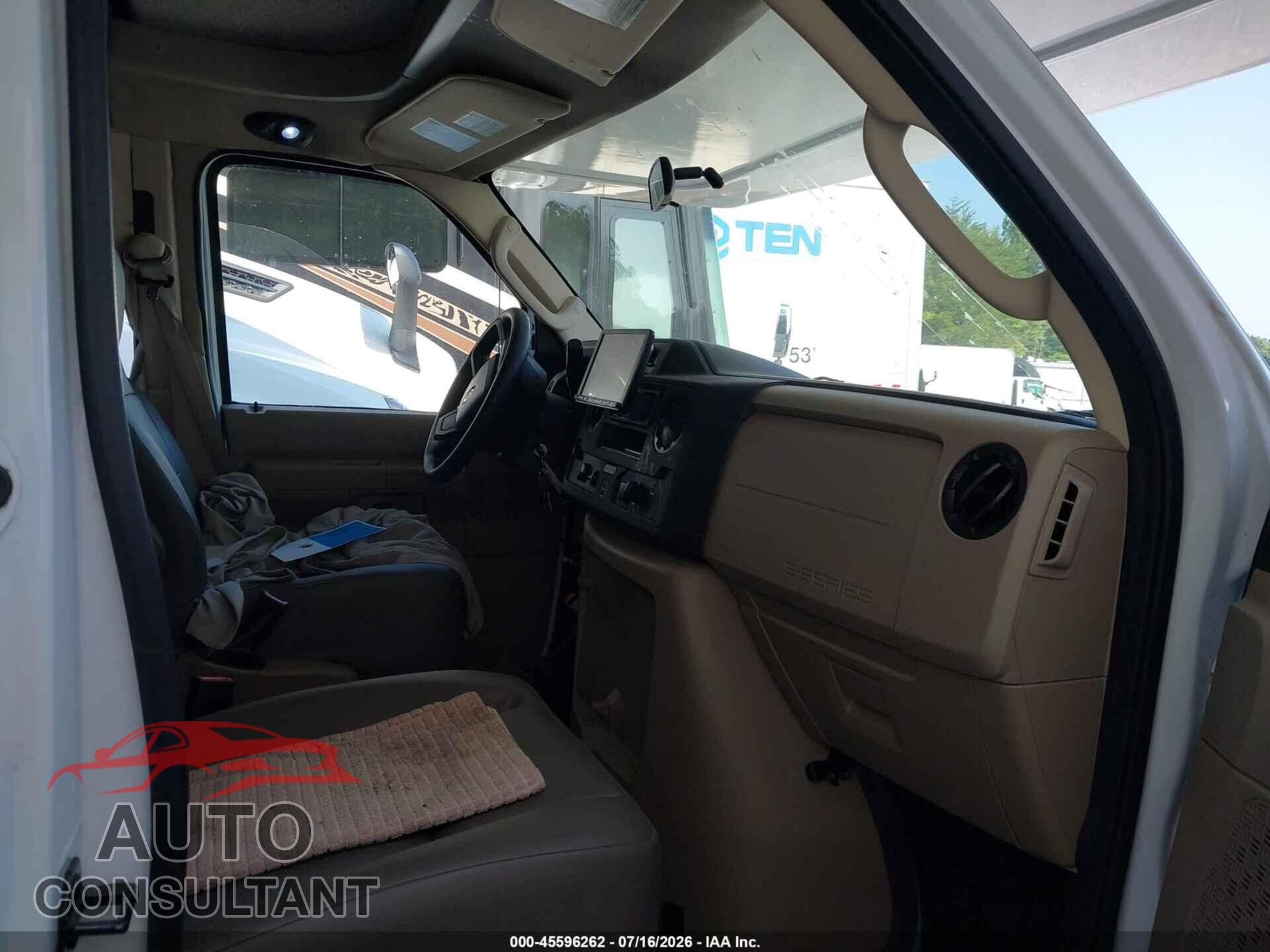 FORD E-450 CUTAWAY 2024 - 1FDXE4FN2RDD05320
