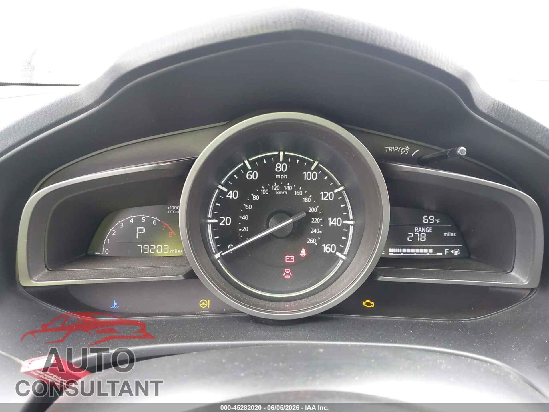 MAZDA MAZDA3 2017 - 3MZBN1U77HM105311