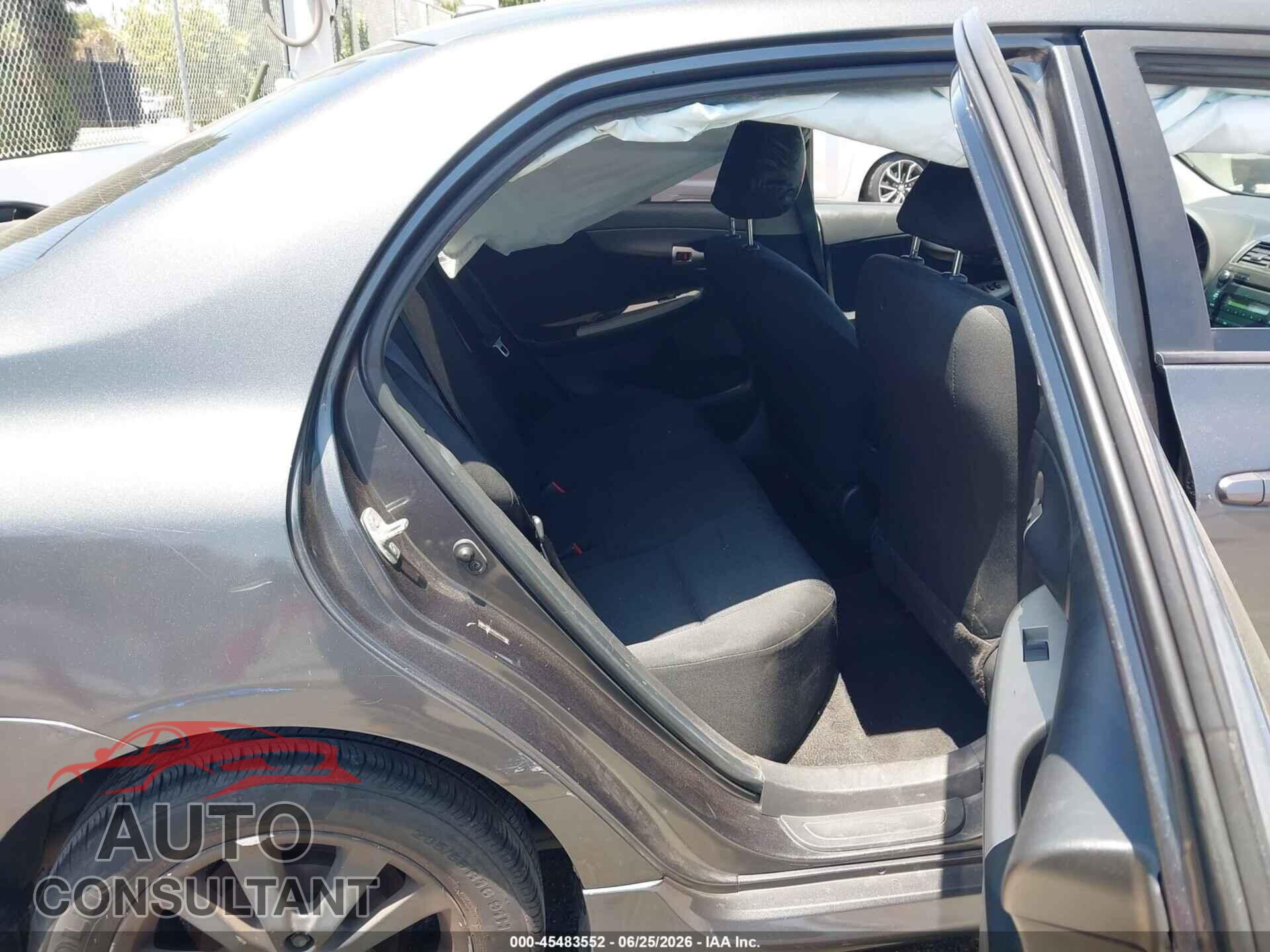 TOYOTA COROLLA 2010 - 2T1BU4EE6AC448369
