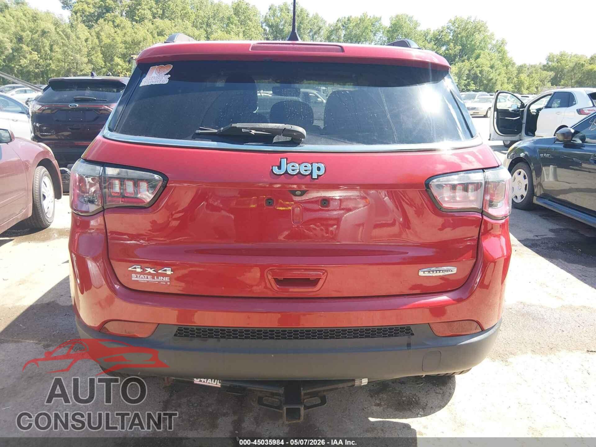 JEEP COMPASS 2018 - 3C4NJDBB2JT111940
