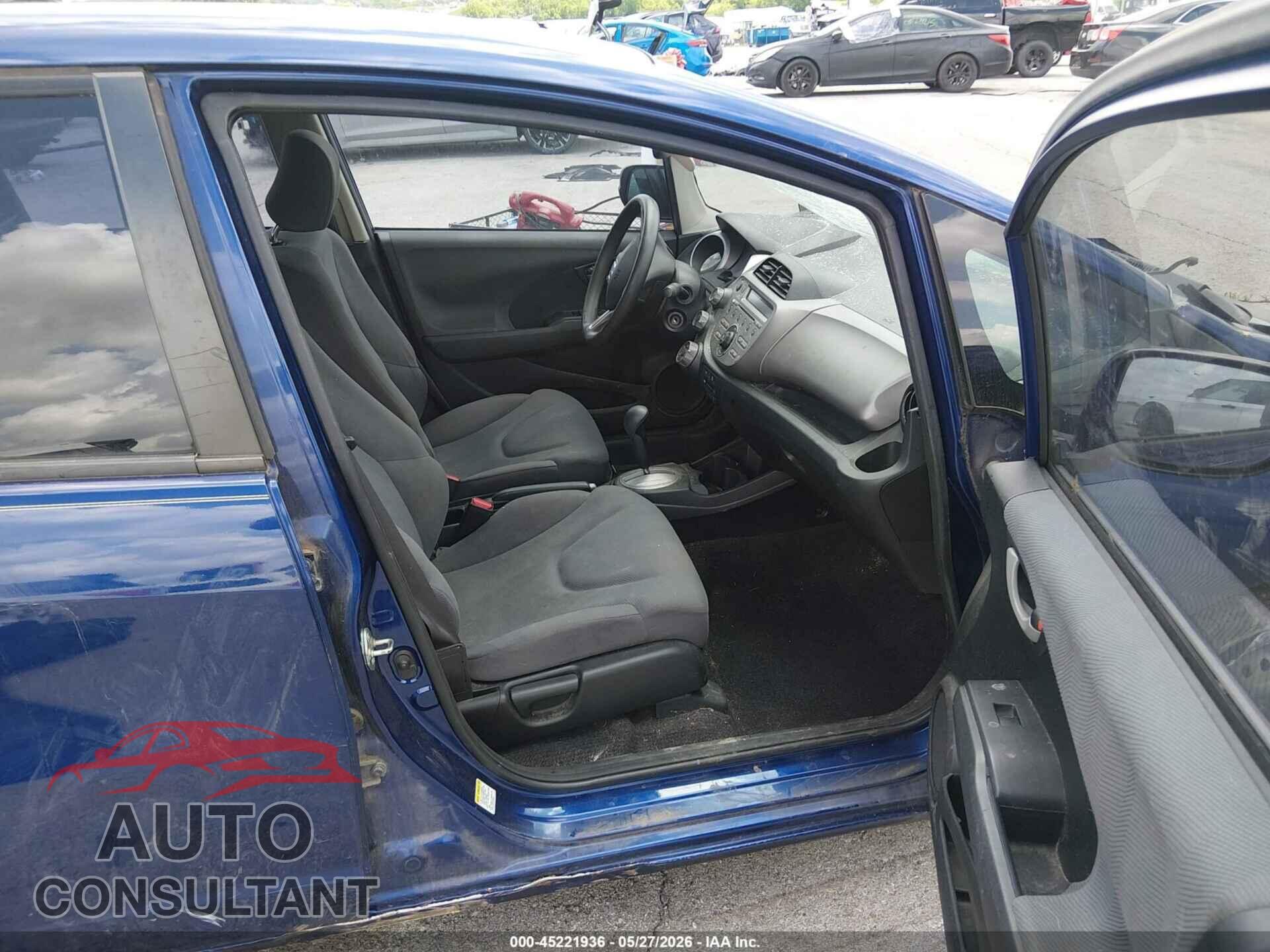 HONDA FIT 2013 - JHMGE8H33DC018699