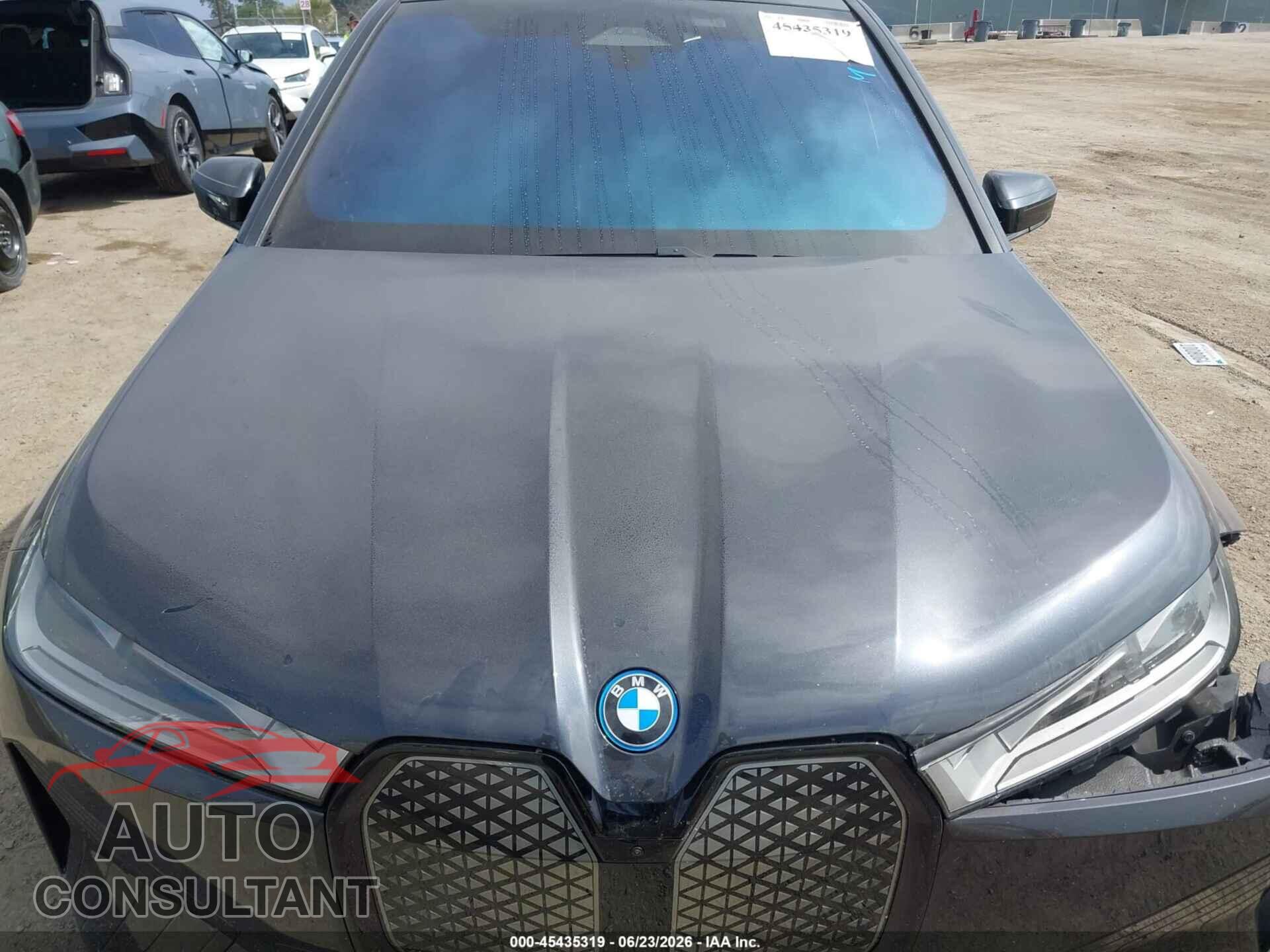 BMW IX 2024 - WB523CF00RCR56045