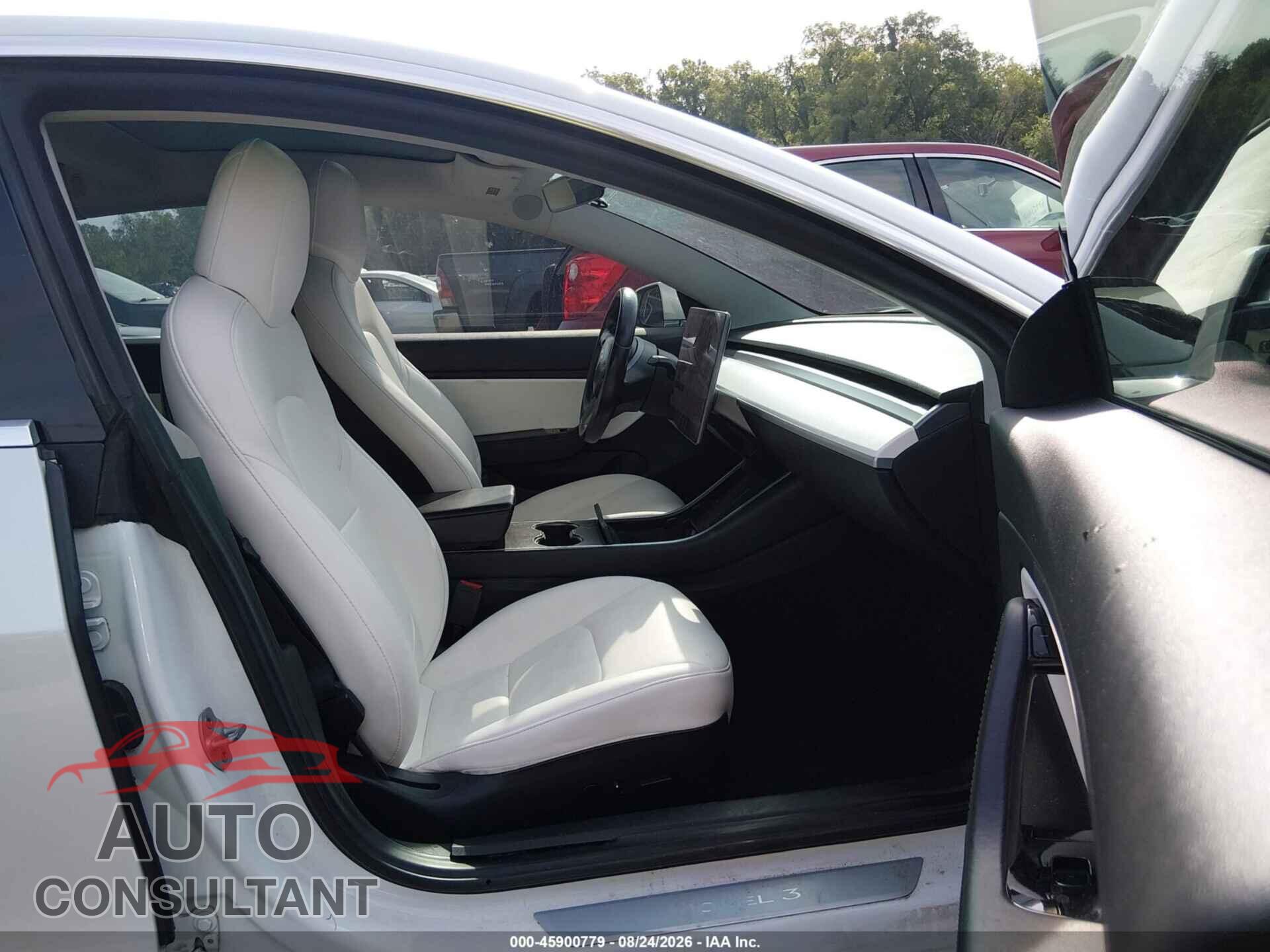 TESLA MODEL 3 2019 - 5YJ3E1EB9KF192277
