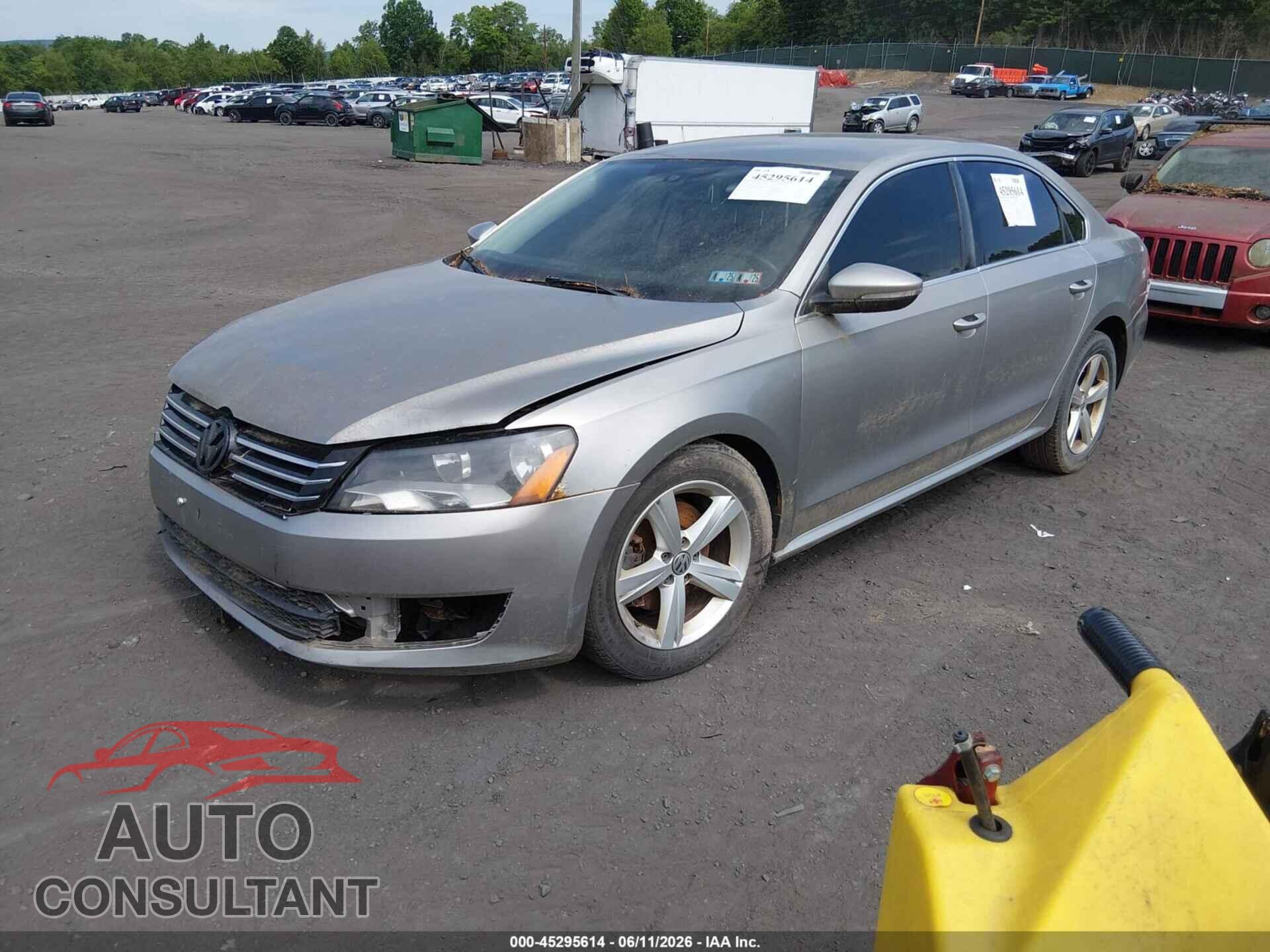VOLKSWAGEN PASSAT 2012 - 1VWBP7A33CC003237