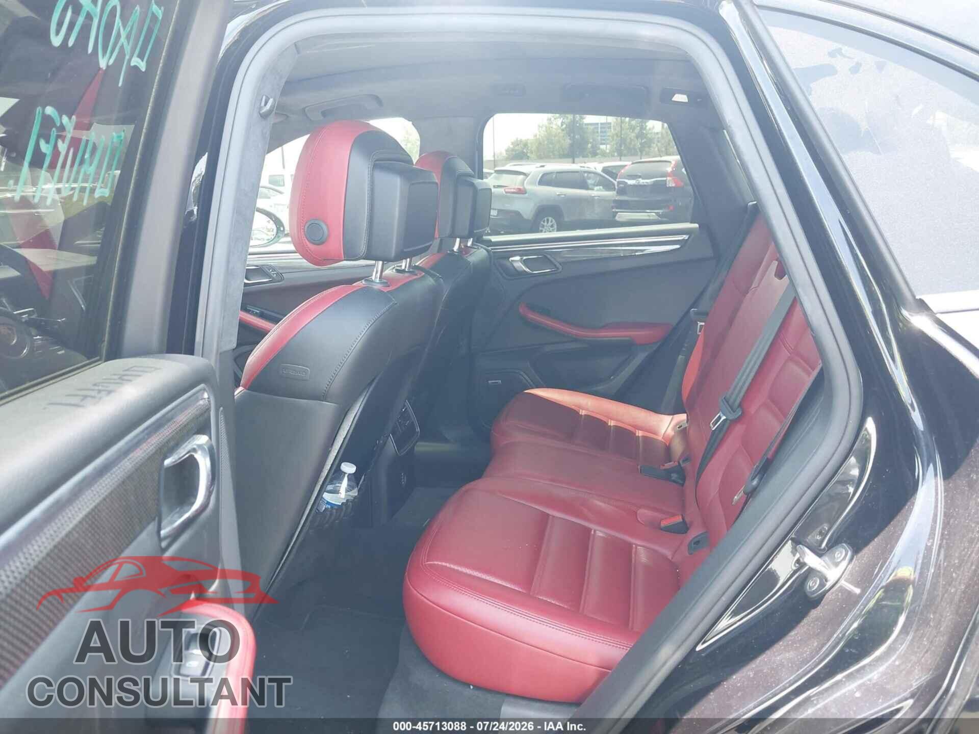 PORSCHE MACAN 2017 - WP1AF2A57HLB62063