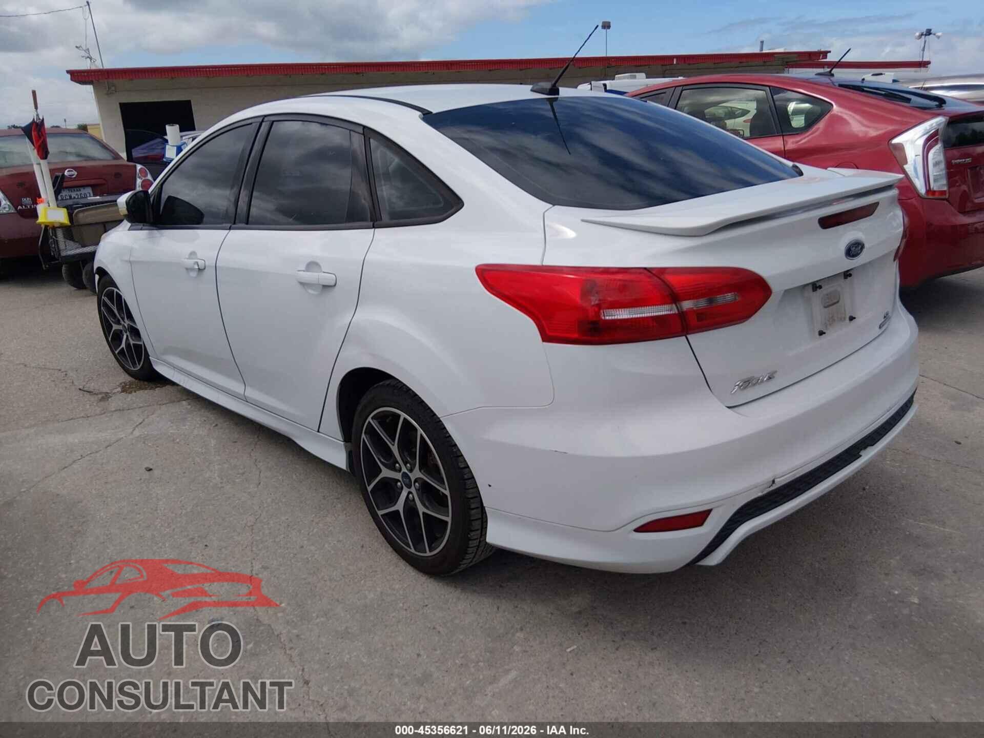 FORD FOCUS 2016 - 1FADP3F20GL288155