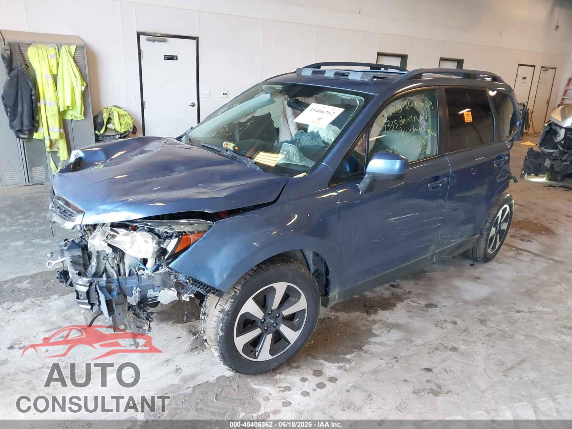 SUBARU FORESTER 2017 - JF2SJAEC2HH518527