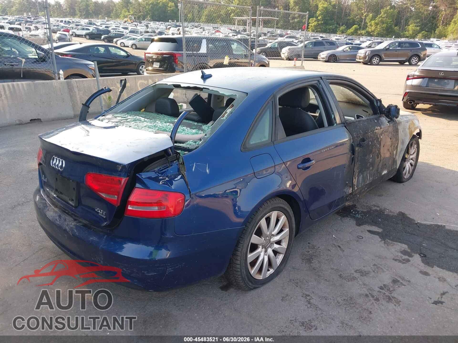 AUDI A4 2013 - WAUBFAFL2DN043498