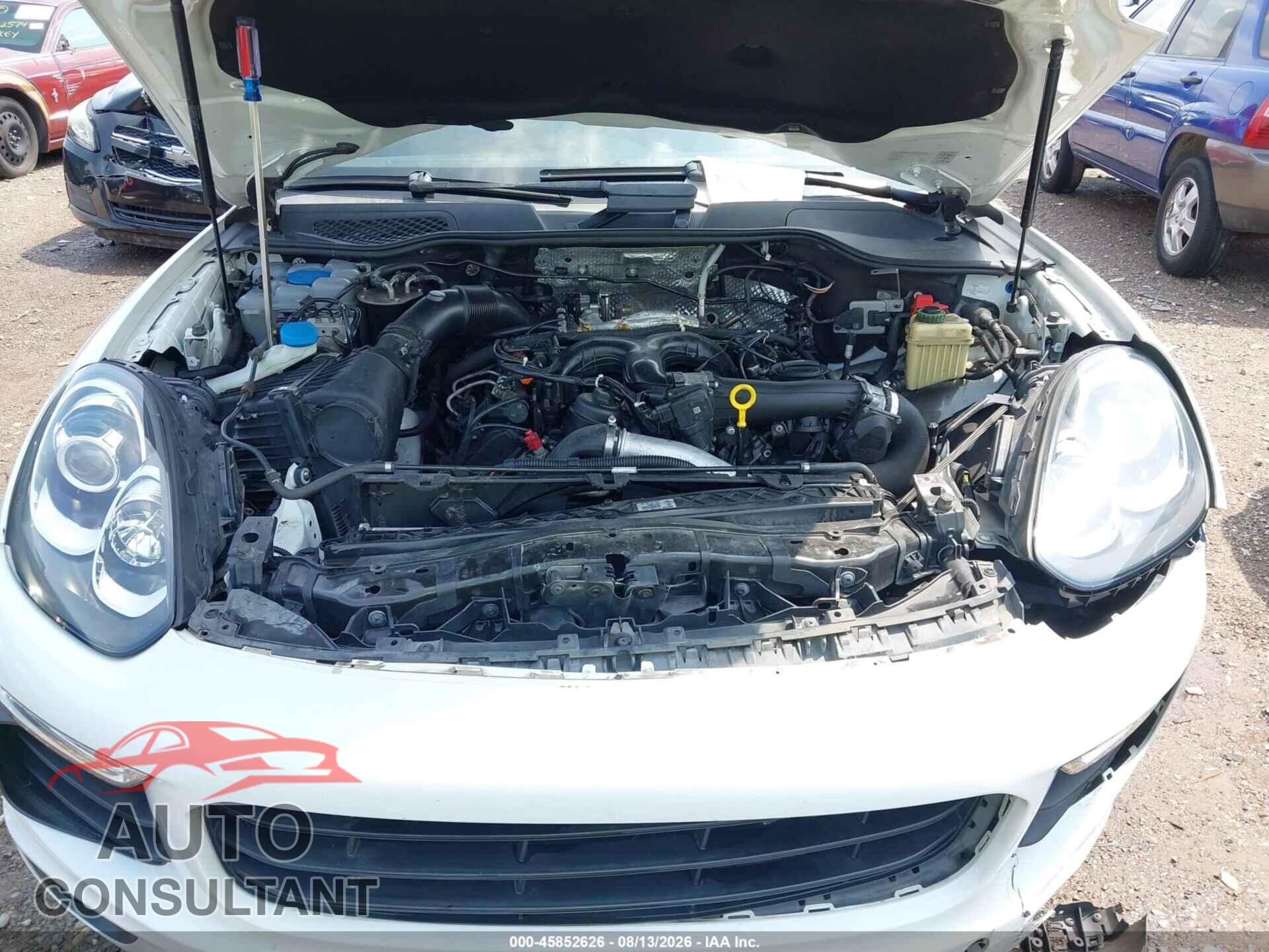 PORSCHE CAYENNE 2015 - WP1AF2A28FLA33302