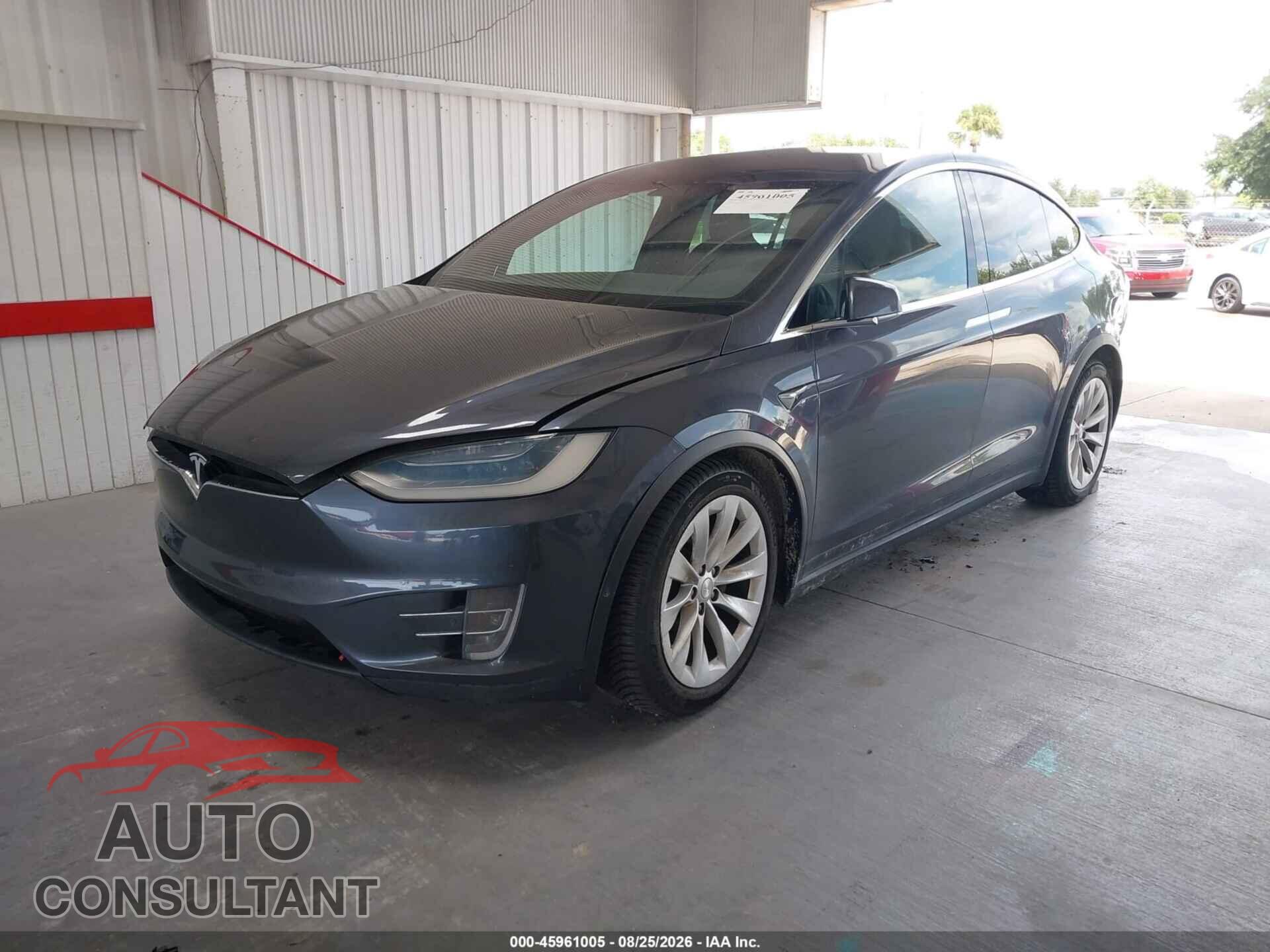 TESLA MODEL X 2017 - 5YJXCDE20HF038302