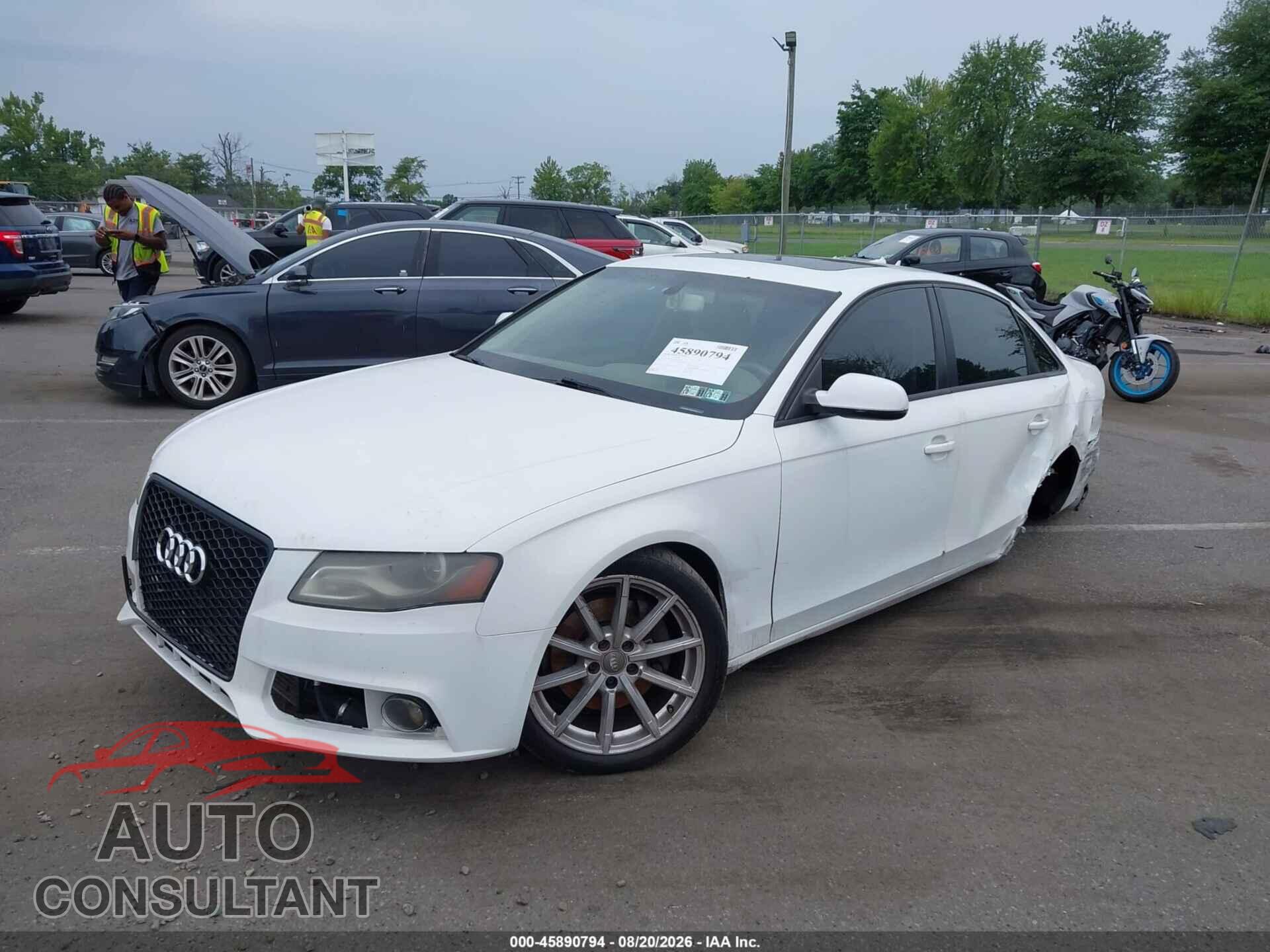 AUDI A4 2012 - WAUBFAFL0CN013897