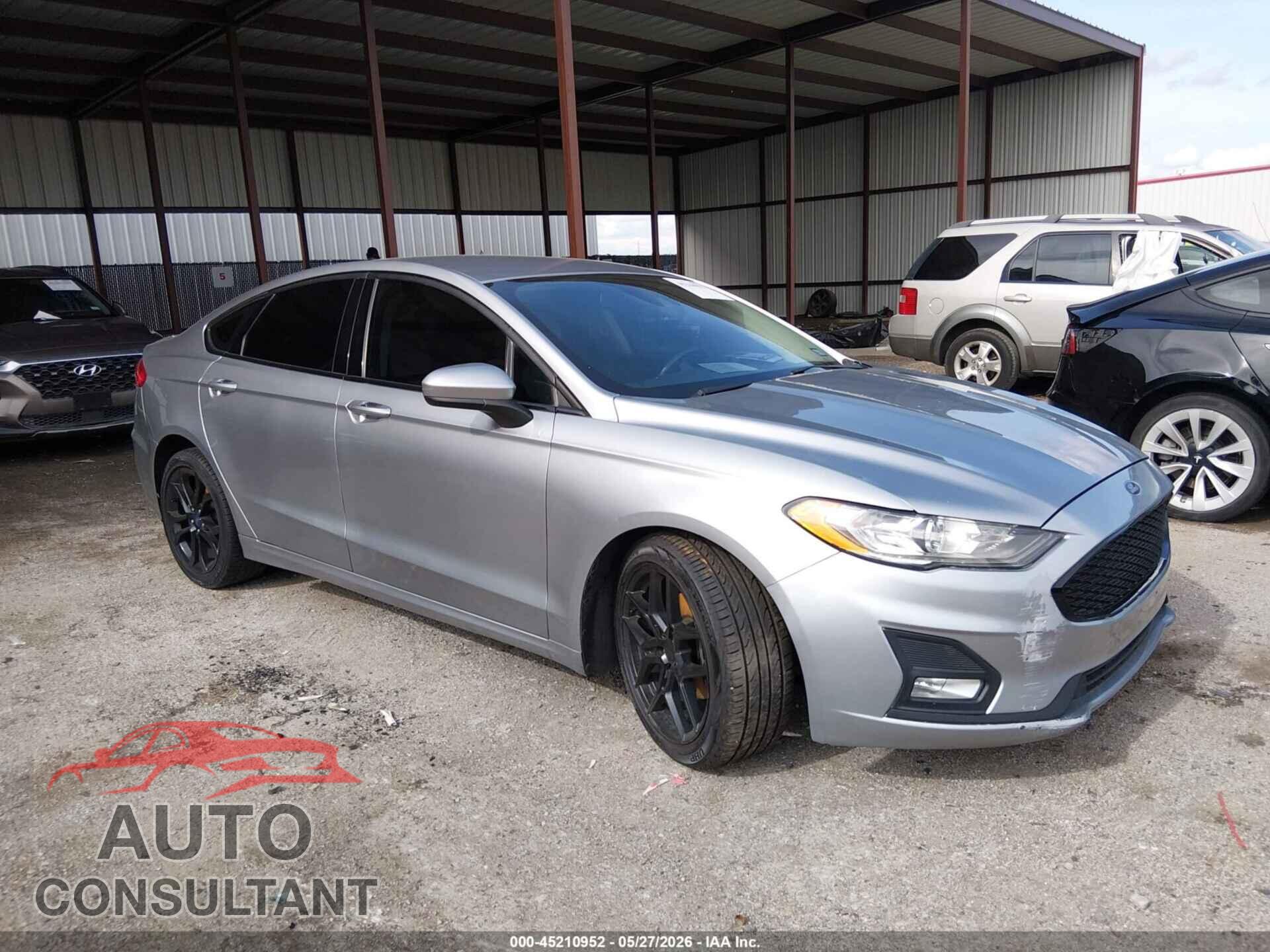 FORD FUSION 2020 - 3FA6P0HD2LR125802
