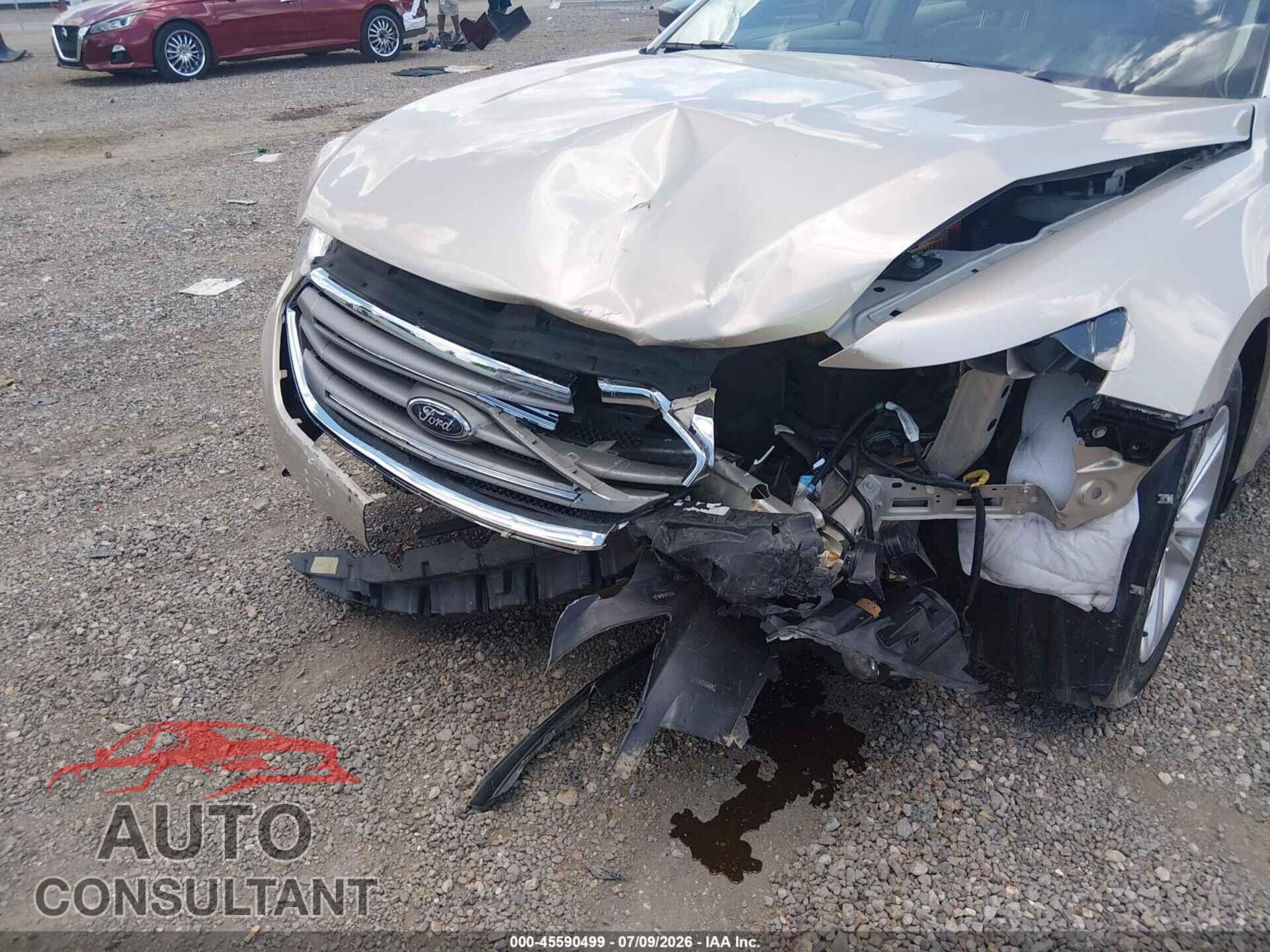 FORD TAURUS 2018 - 1FAHP2D87JG122864