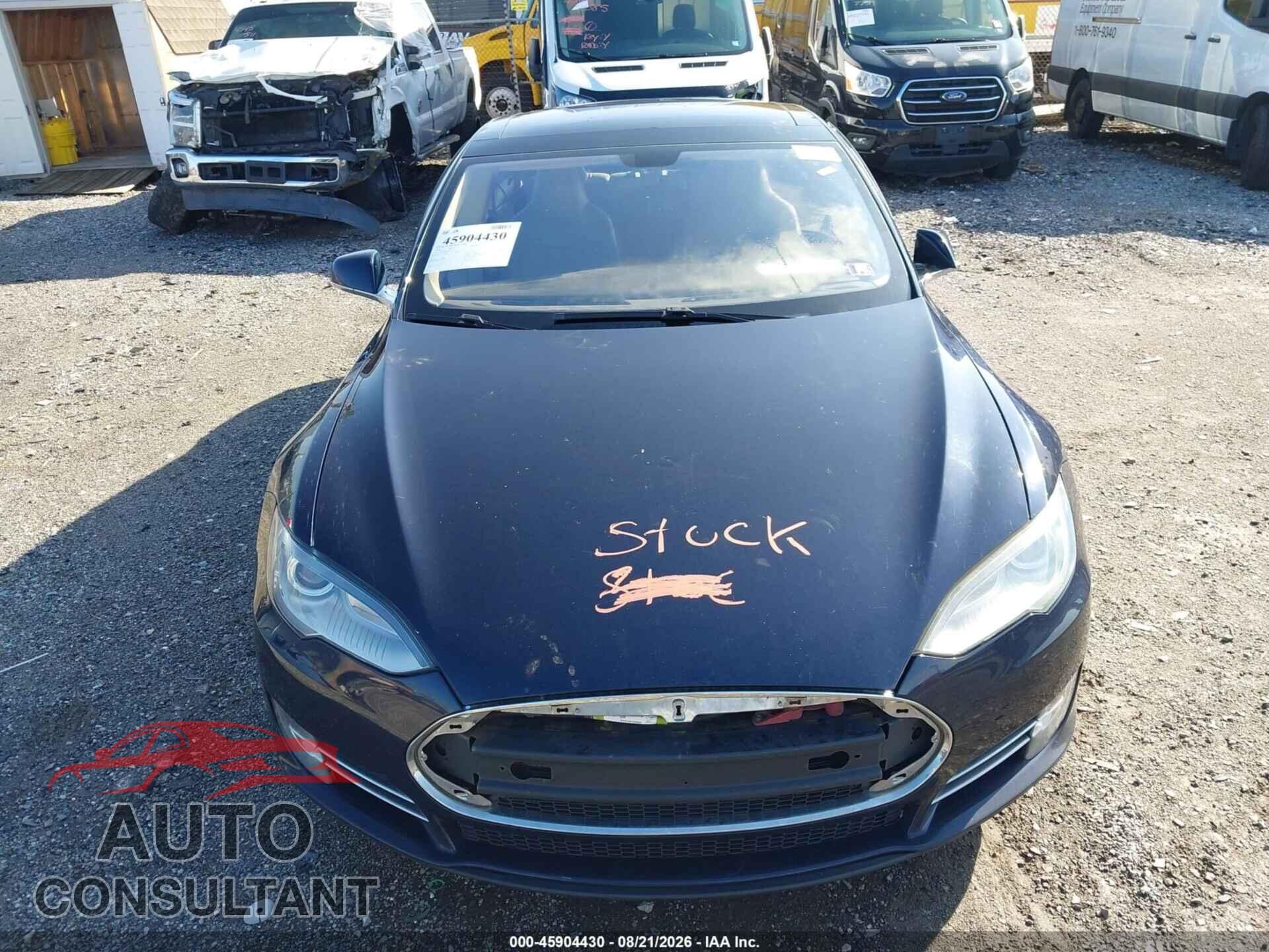 TESLA MODEL S 2015 - 5YJSA1E2XFF111879