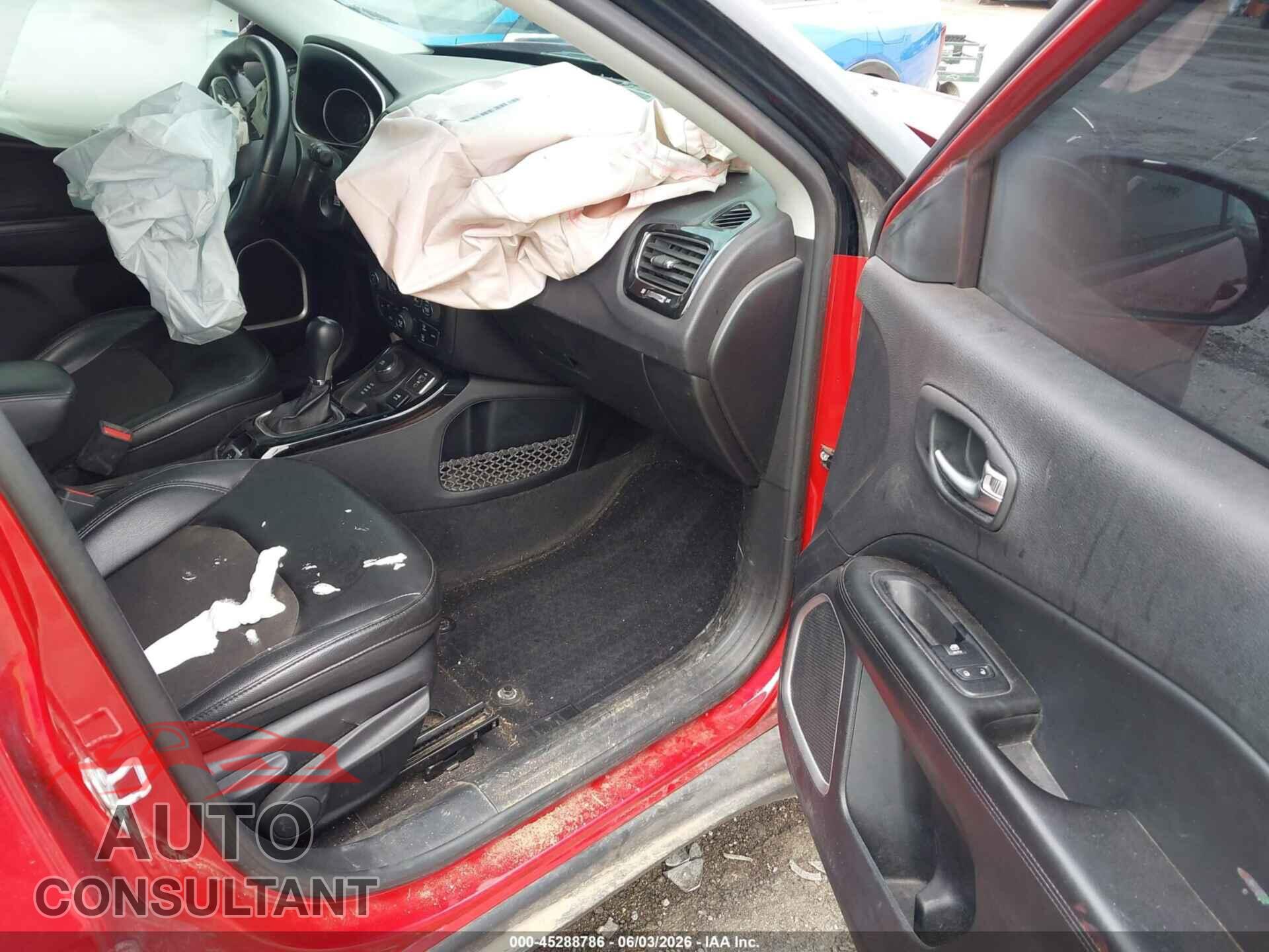 JEEP COMPASS 2018 - 3C4NJDBB5JT394785