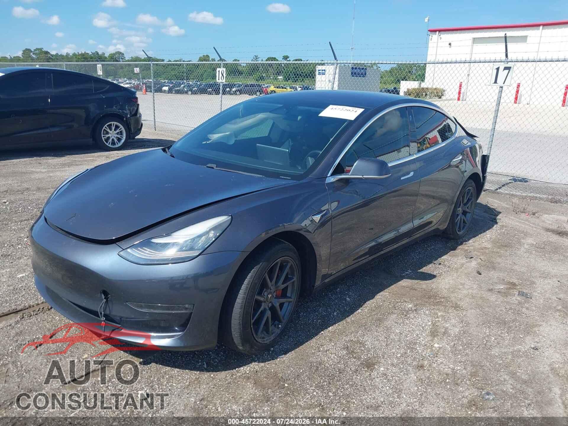TESLA MODEL 3 2018 - 5YJ3E1EAXJF014075