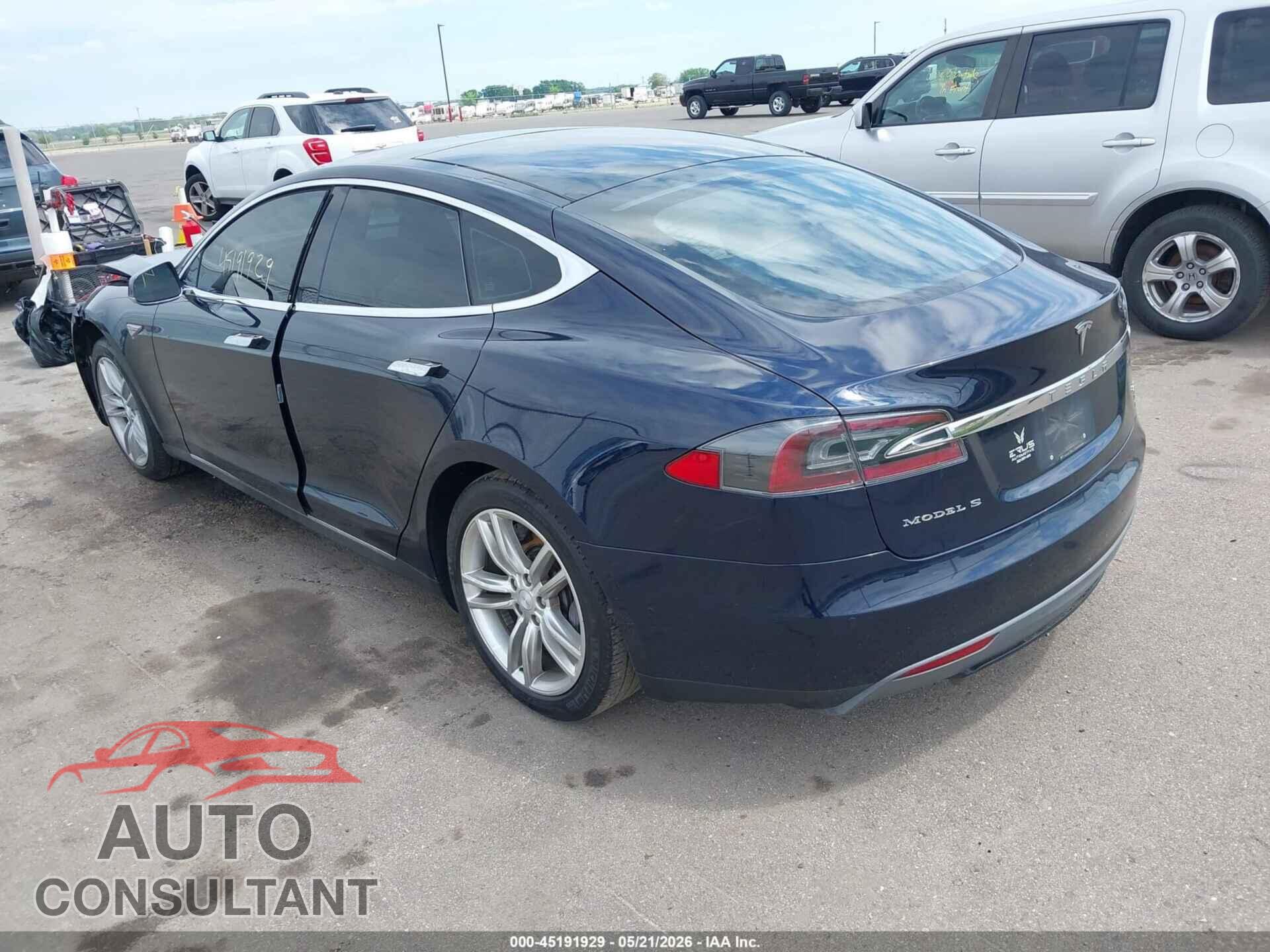 TESLA MODEL S 2015 - 5YJSA1H16FFP74479