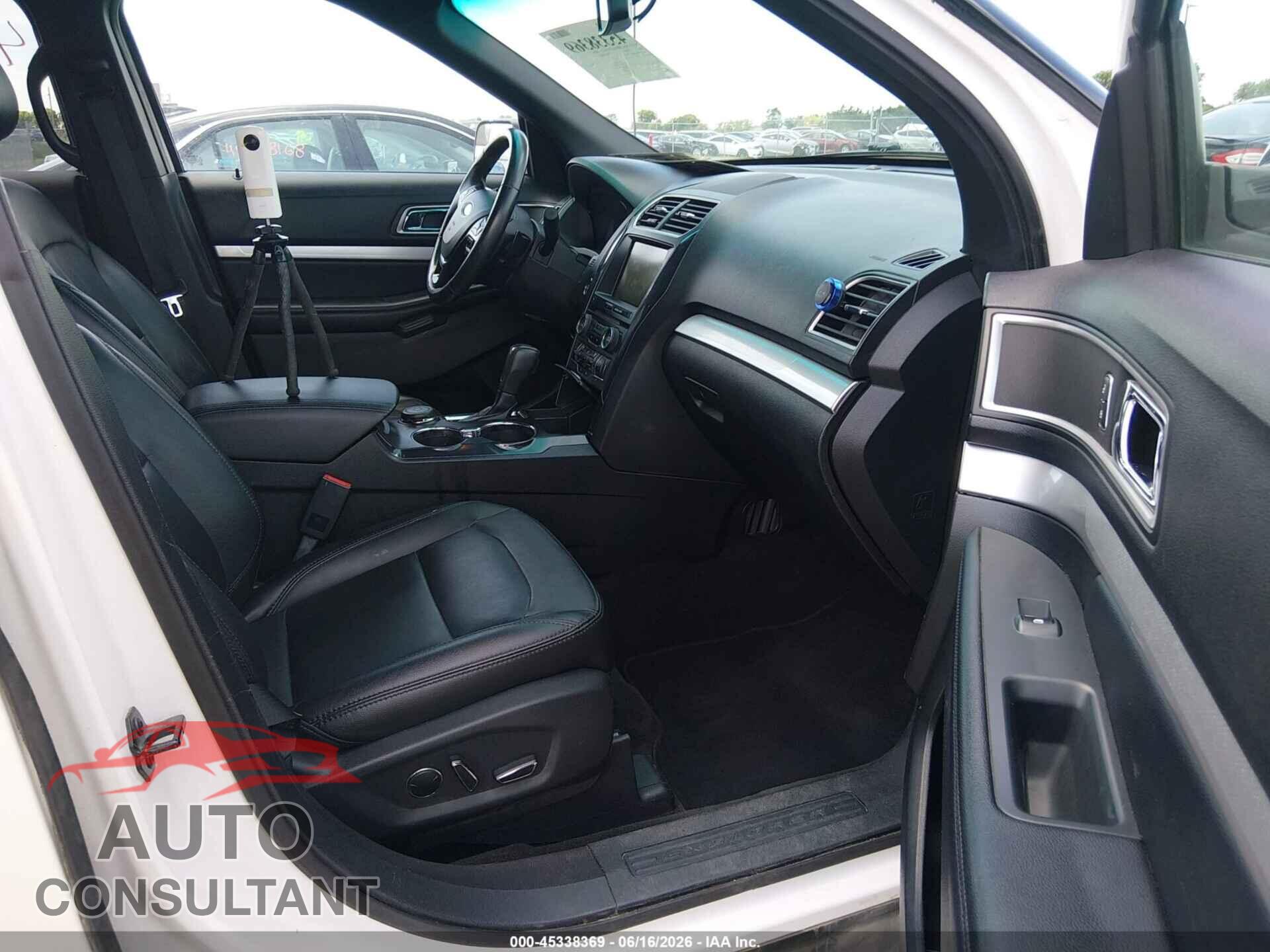 FORD EXPLORER 2016 - 1FM5K8D8XGGC40877