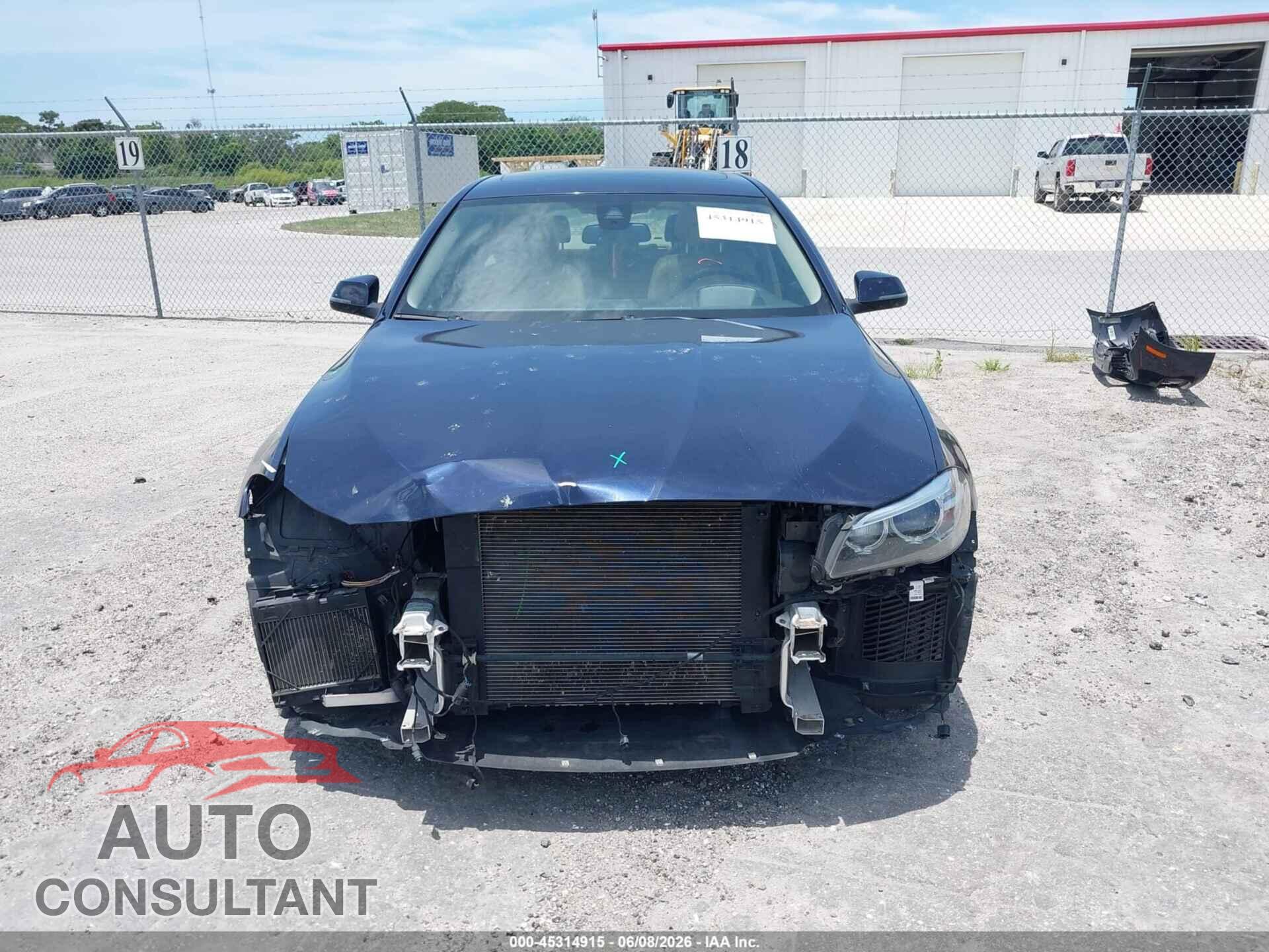 BMW 528I 2015 - WBA5A5C59FD517822