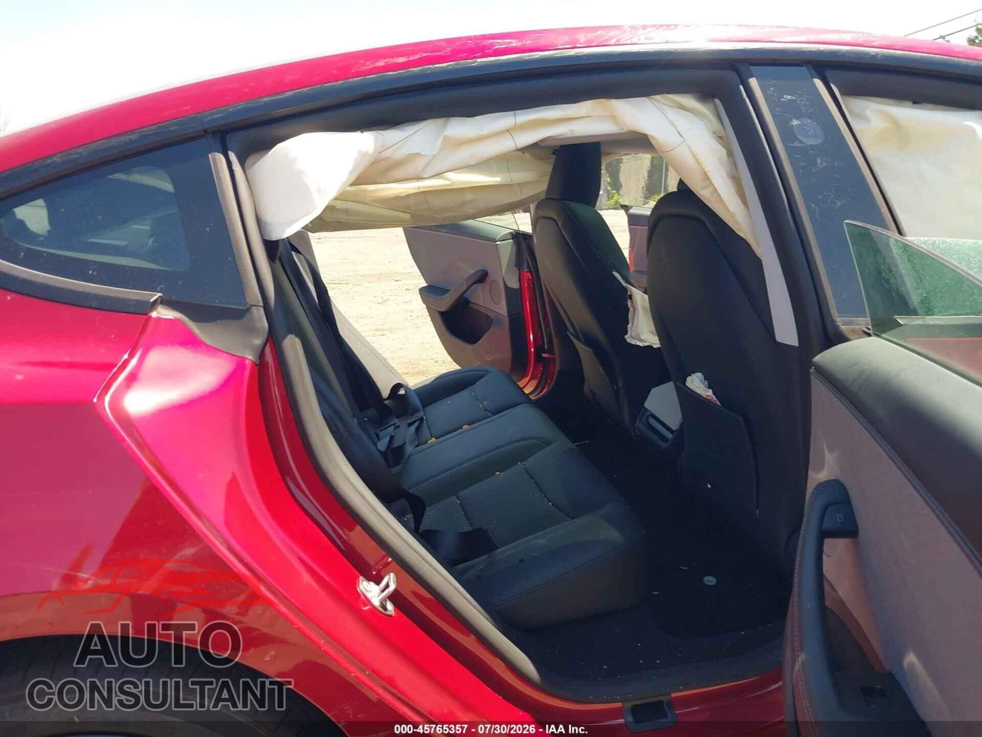 TESLA MODEL 3 2026 - 5YJ3E1EA7TF140462
