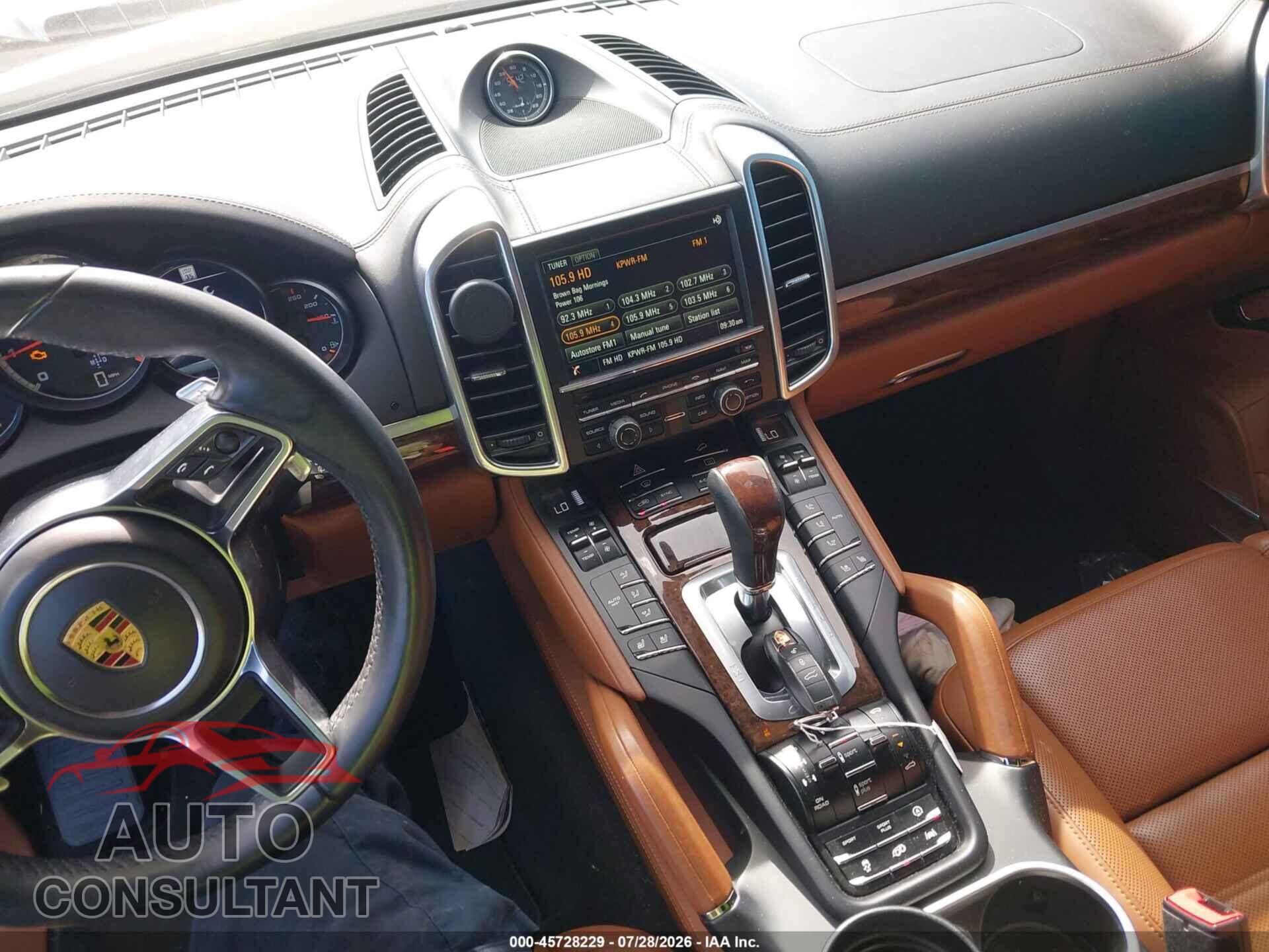 PORSCHE CAYENNE 2016 - WP1AC2A21GLA88877