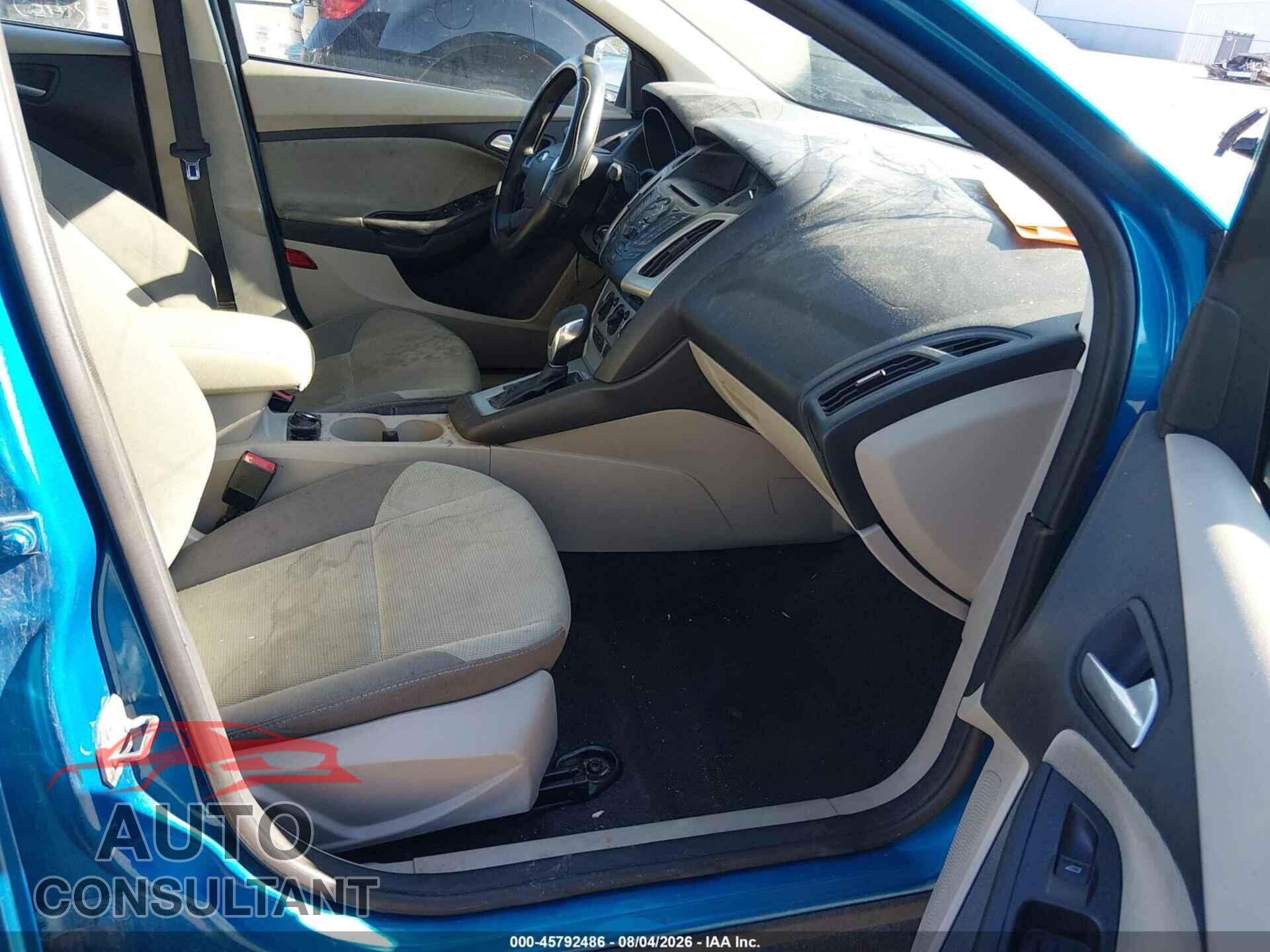 FORD FOCUS 2014 - 1FADP3F2XEL205764