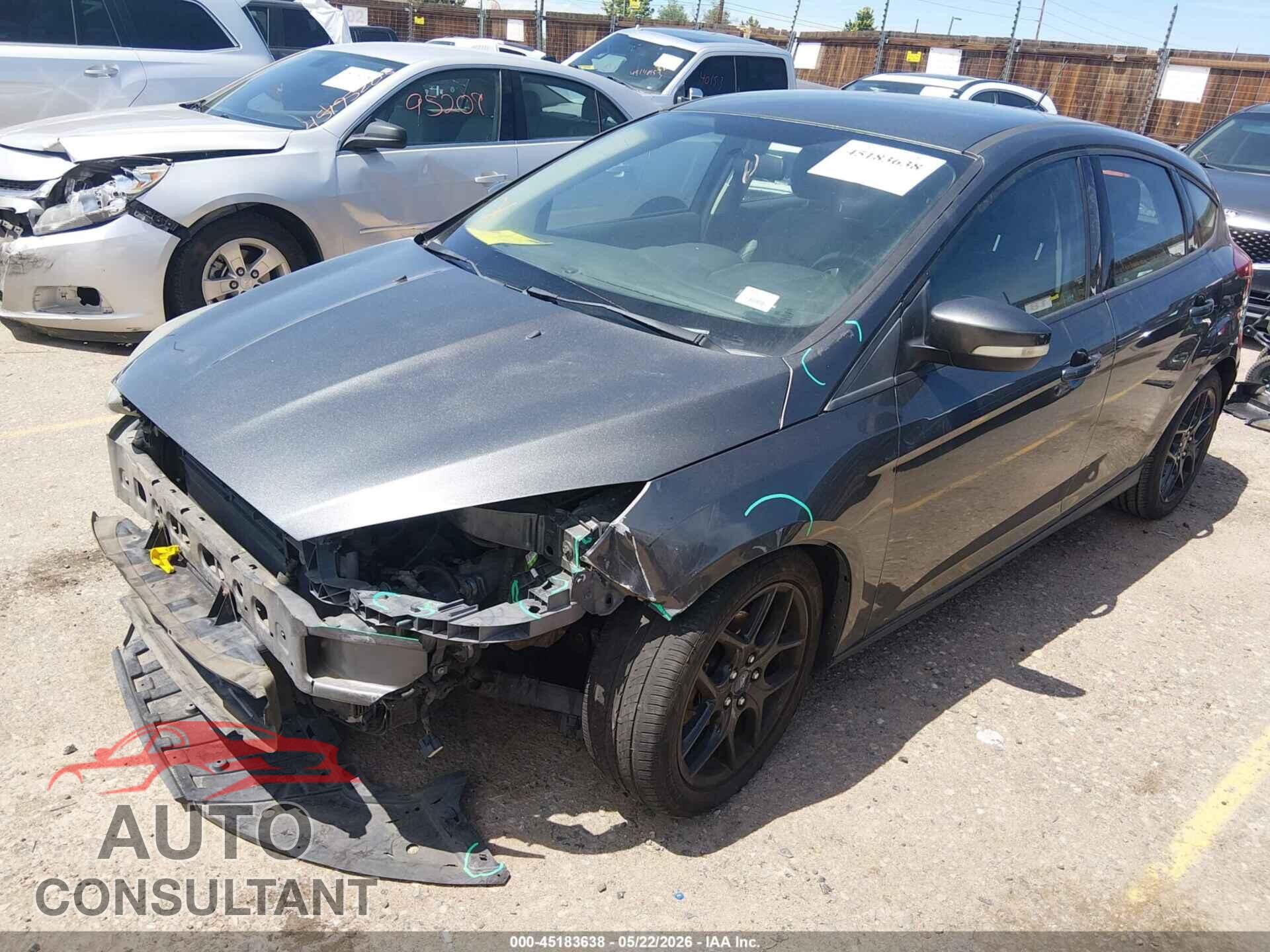FORD FOCUS 2016 - 1FADP3K28GL286367
