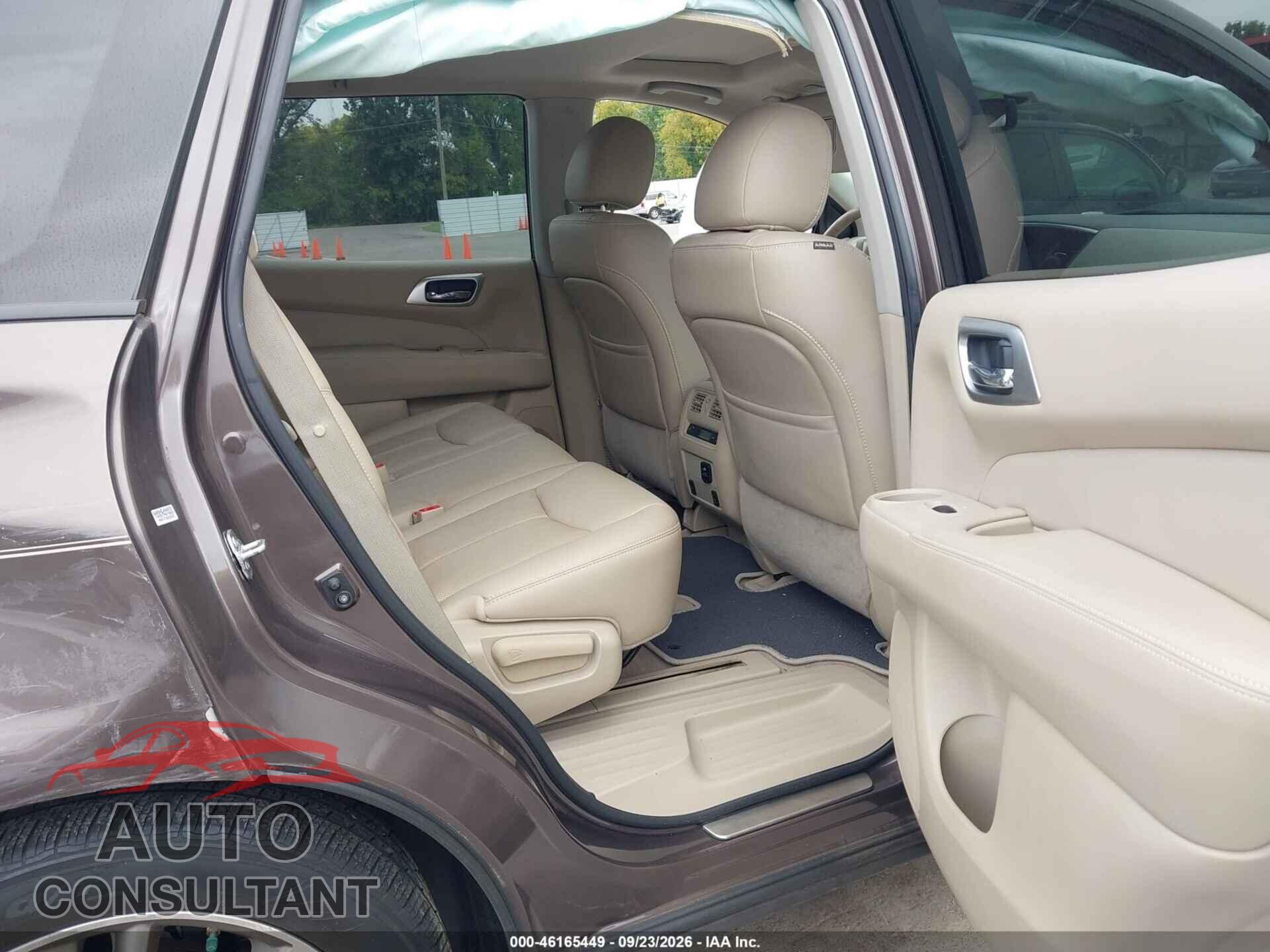 NISSAN PATHFINDER 2015 - 5N1AR2MN4FC639853