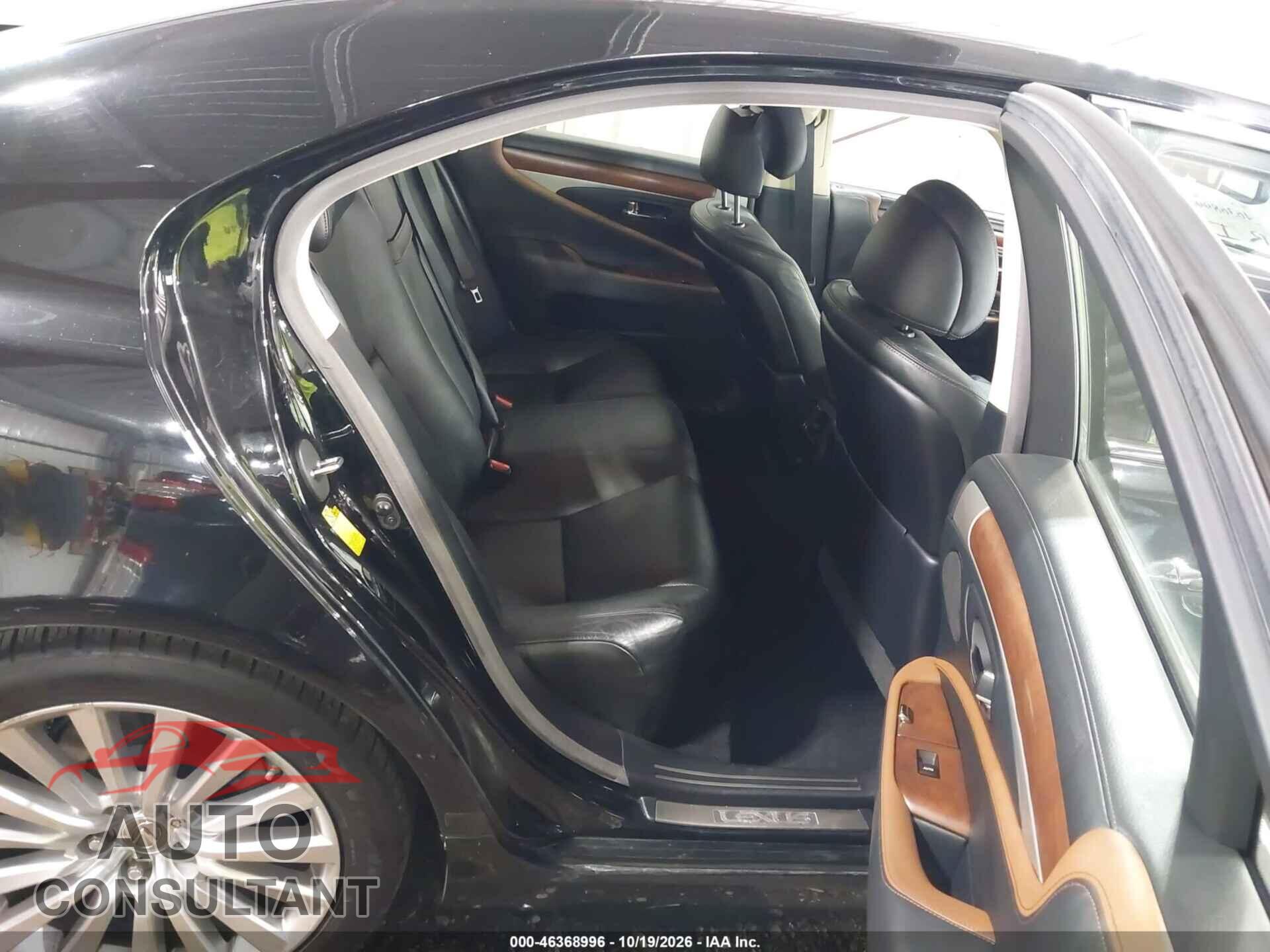 LEXUS LS 460 2014 - JTHBL5EF3E5127067
