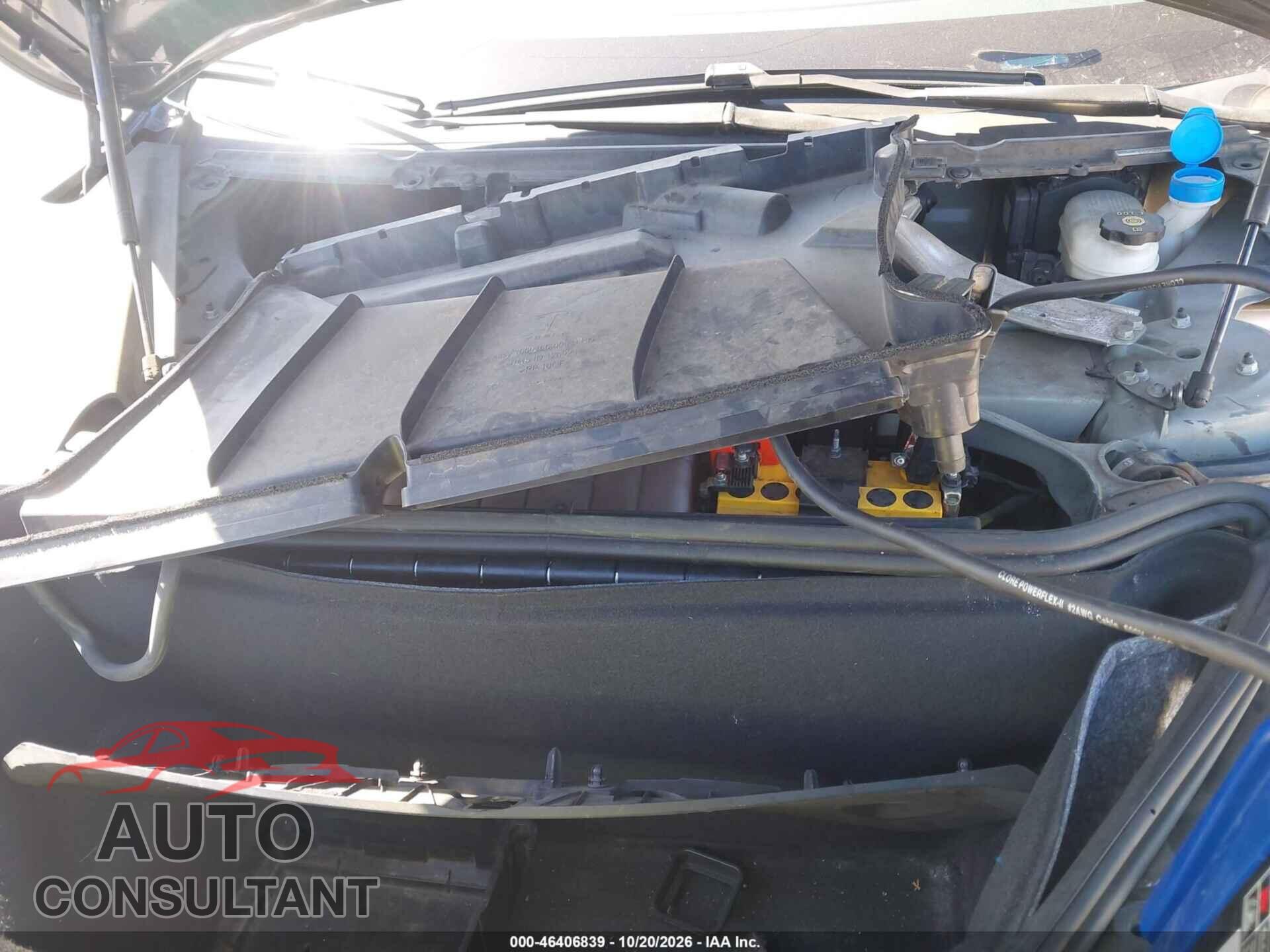 TESLA MODEL S 2017 - 5YJSA1E10HF199481
