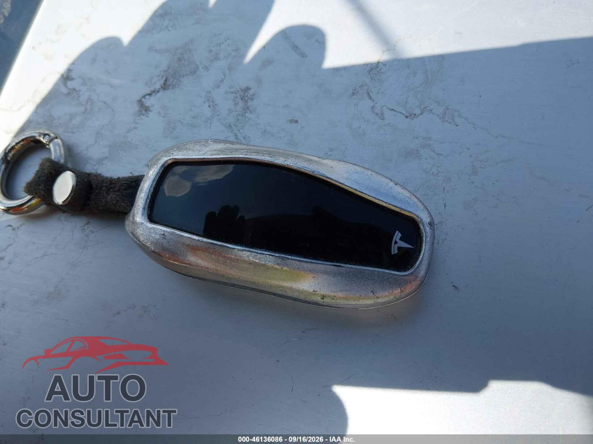 TESLA MODEL S 2015 - 5YJSA1S24FF093867