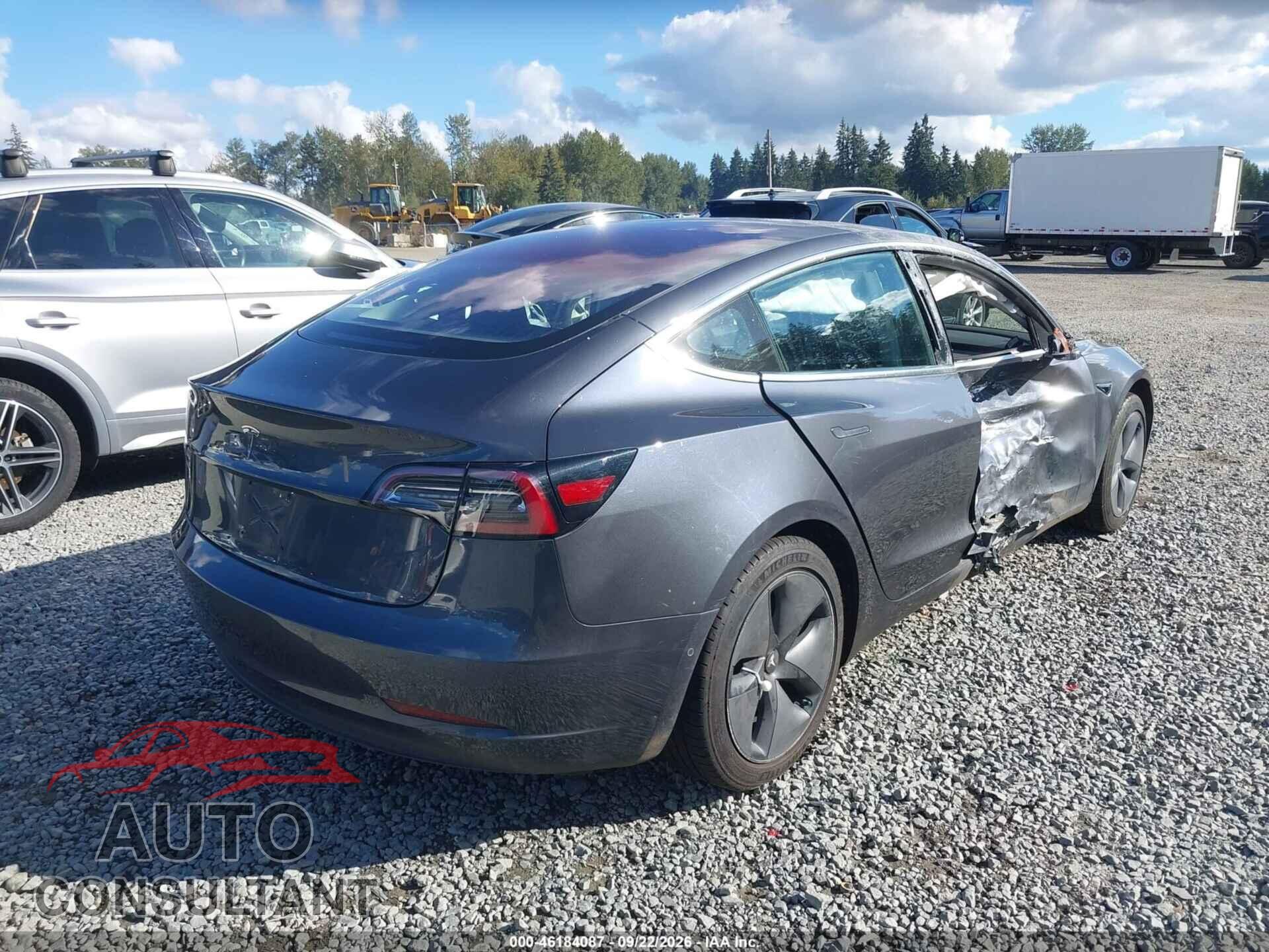 TESLA MODEL 3 2018 - 5YJ3E1EA5JF002870