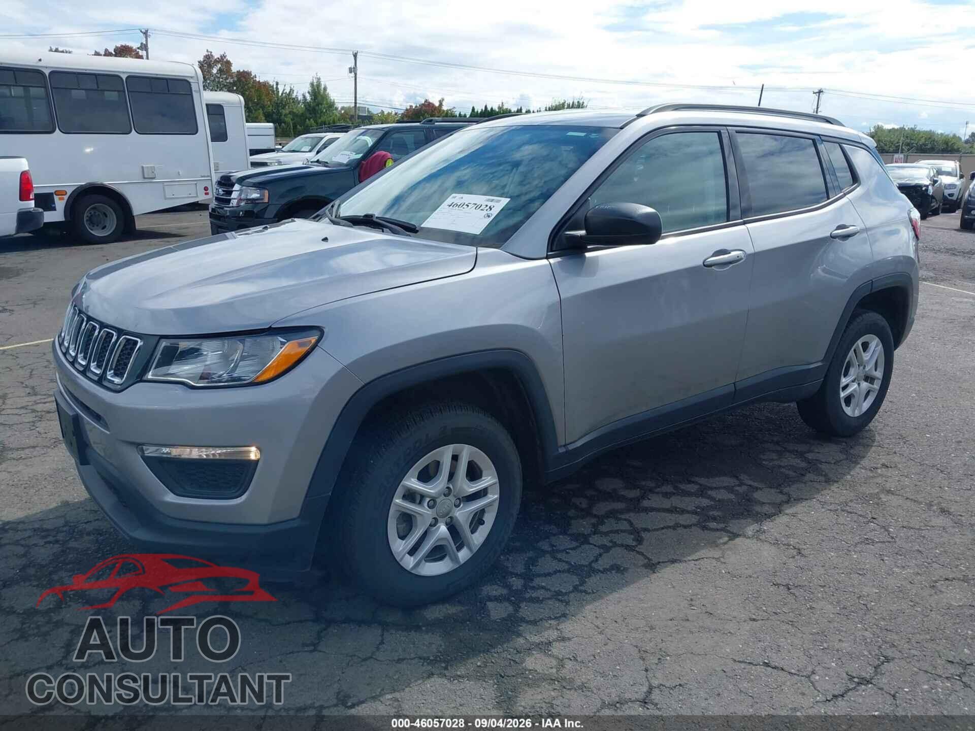 JEEP COMPASS 2018 - 3C4NJDAB0JT392301