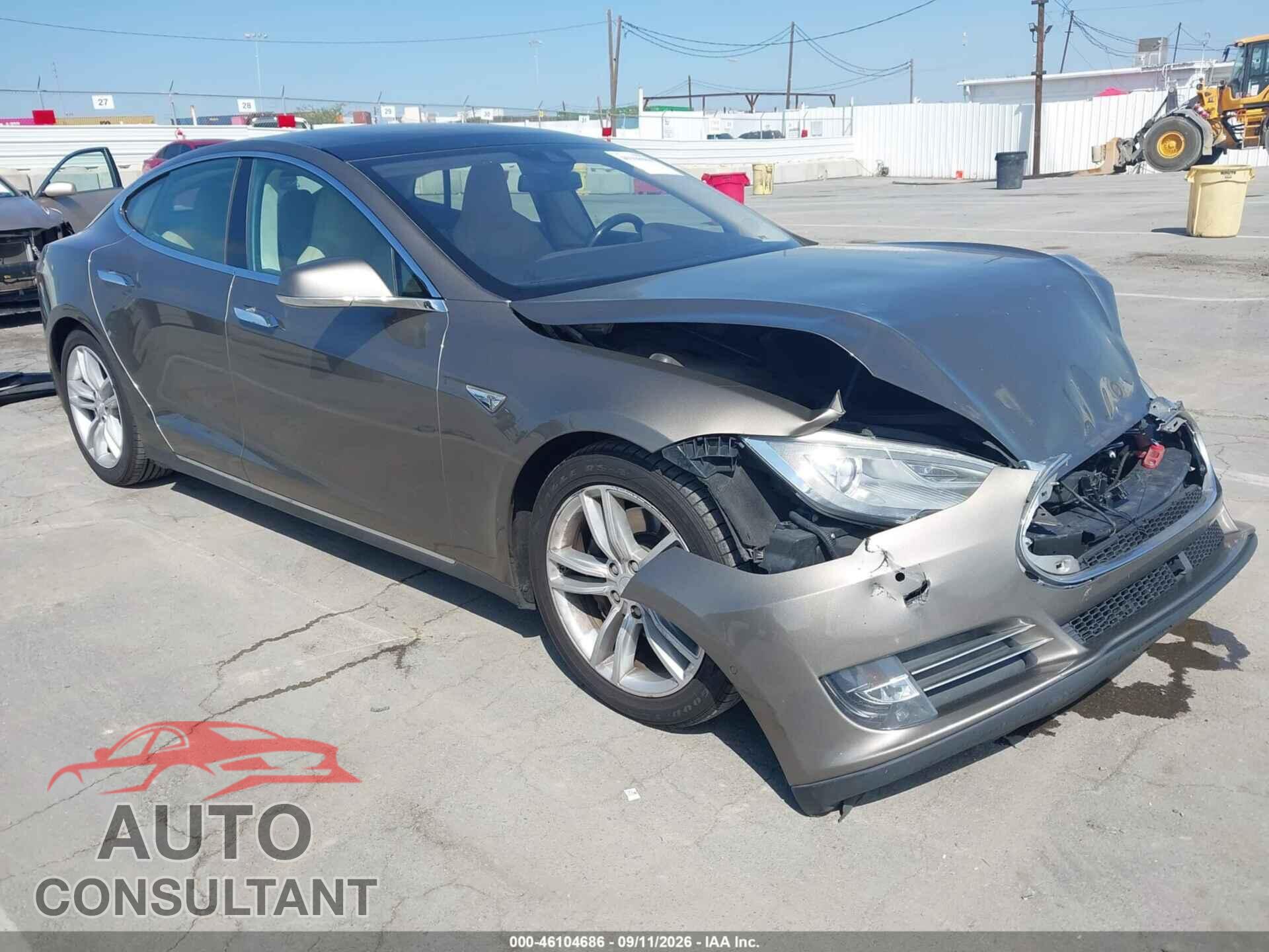 TESLA MODEL S 2015 - 5YJSA1H2XFF098756