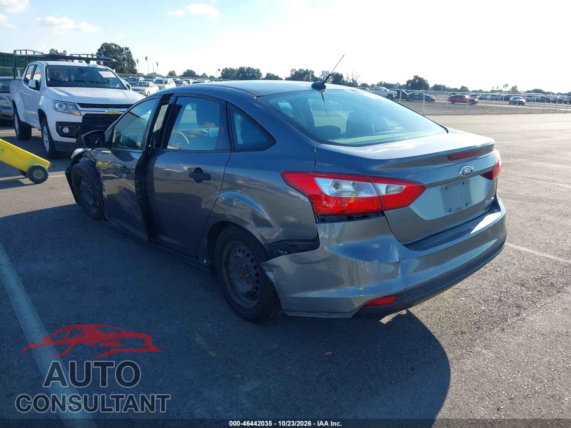 FORD FOCUS 2014 - 1FADP3E25EL382658