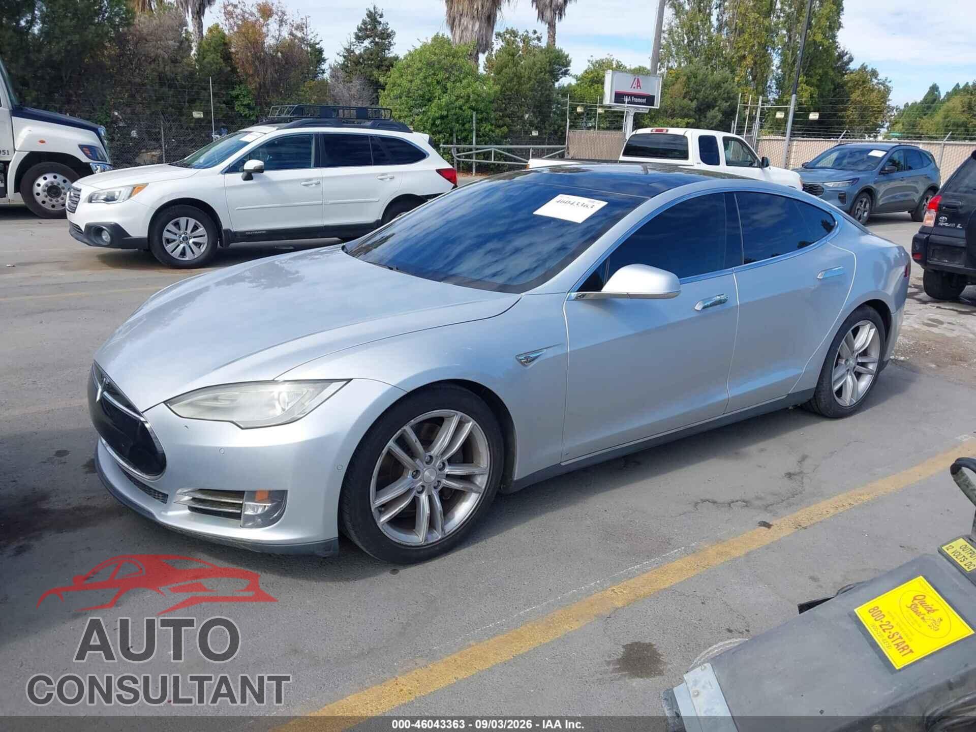TESLA MODEL S 2016 - 5YJSA1E2XGF126352