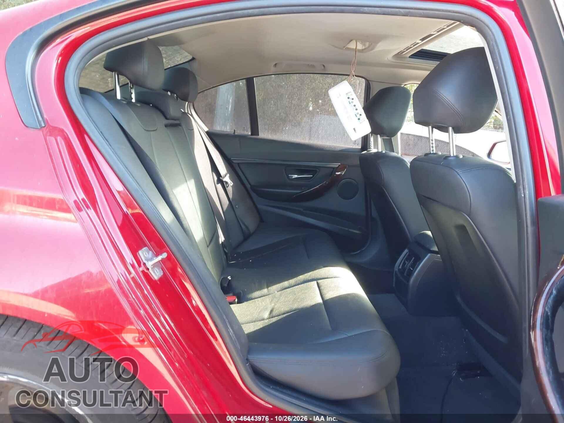 BMW 320I 2014 - WBA3C3C54EF983683