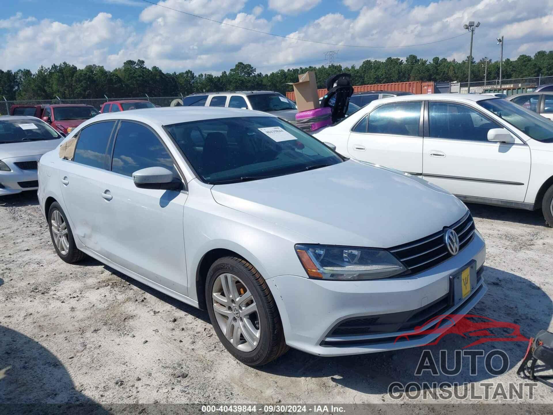 VOLKSWAGEN JETTA 2017 - 3VW2B7AJ2HM341571