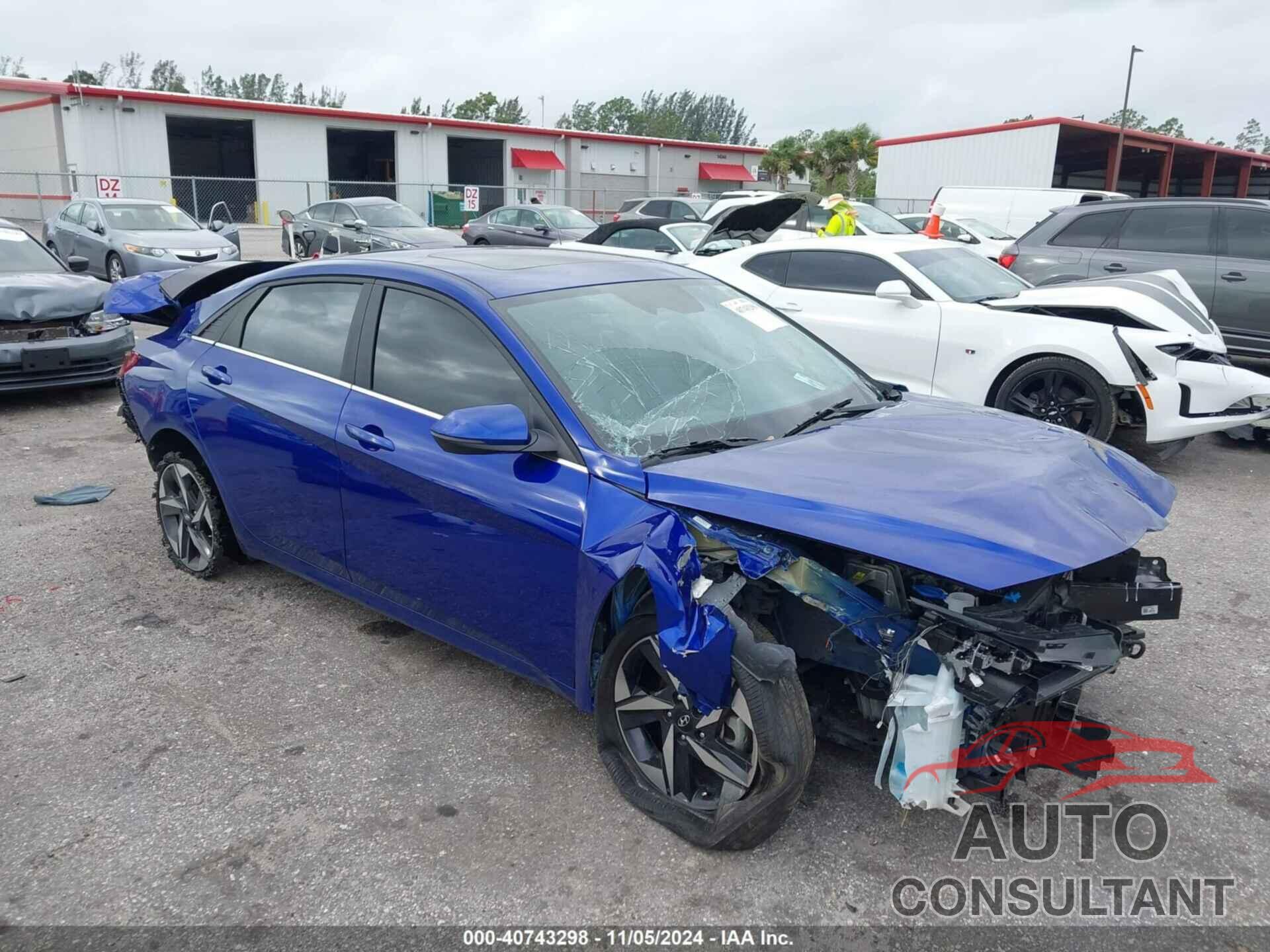 HYUNDAI ELANTRA 2023 - KMHLP4AGXPU454377