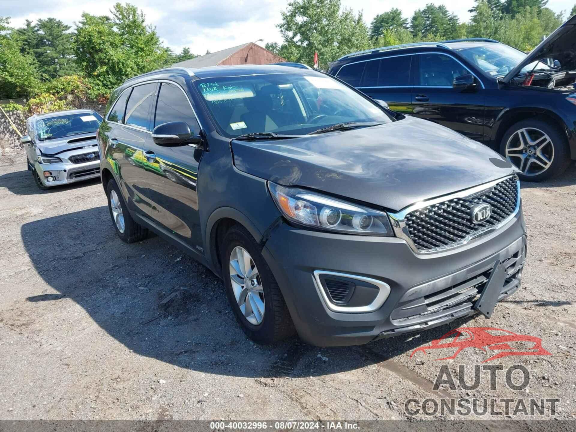 KIA SORENTO 2017 - 5XYPGDA35HG258174