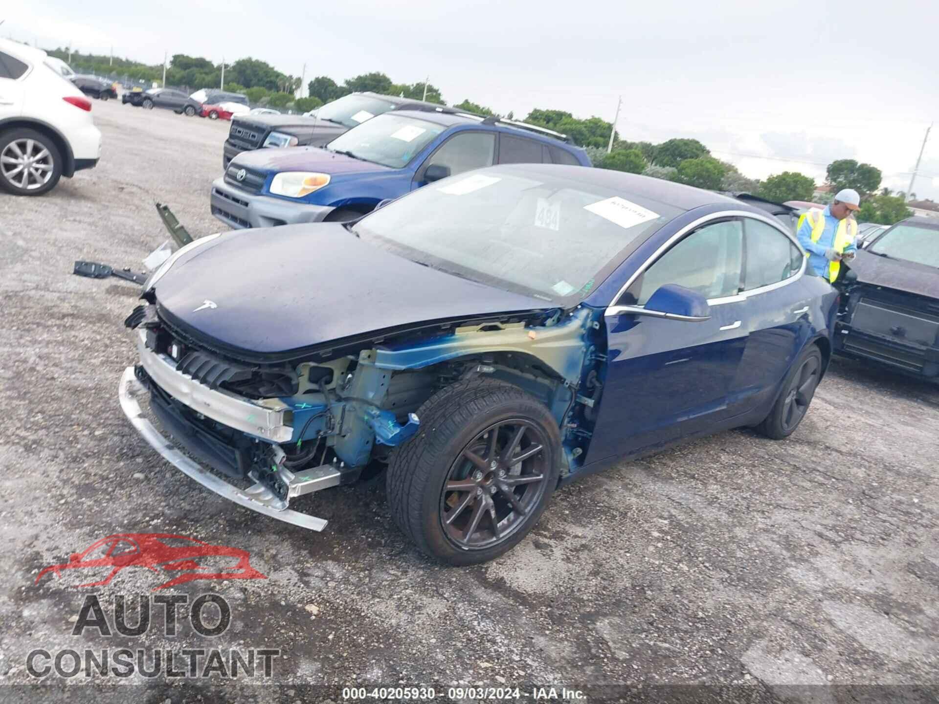 TESLA MODEL 3 2018 - 5YJ3E1EA7JF043405