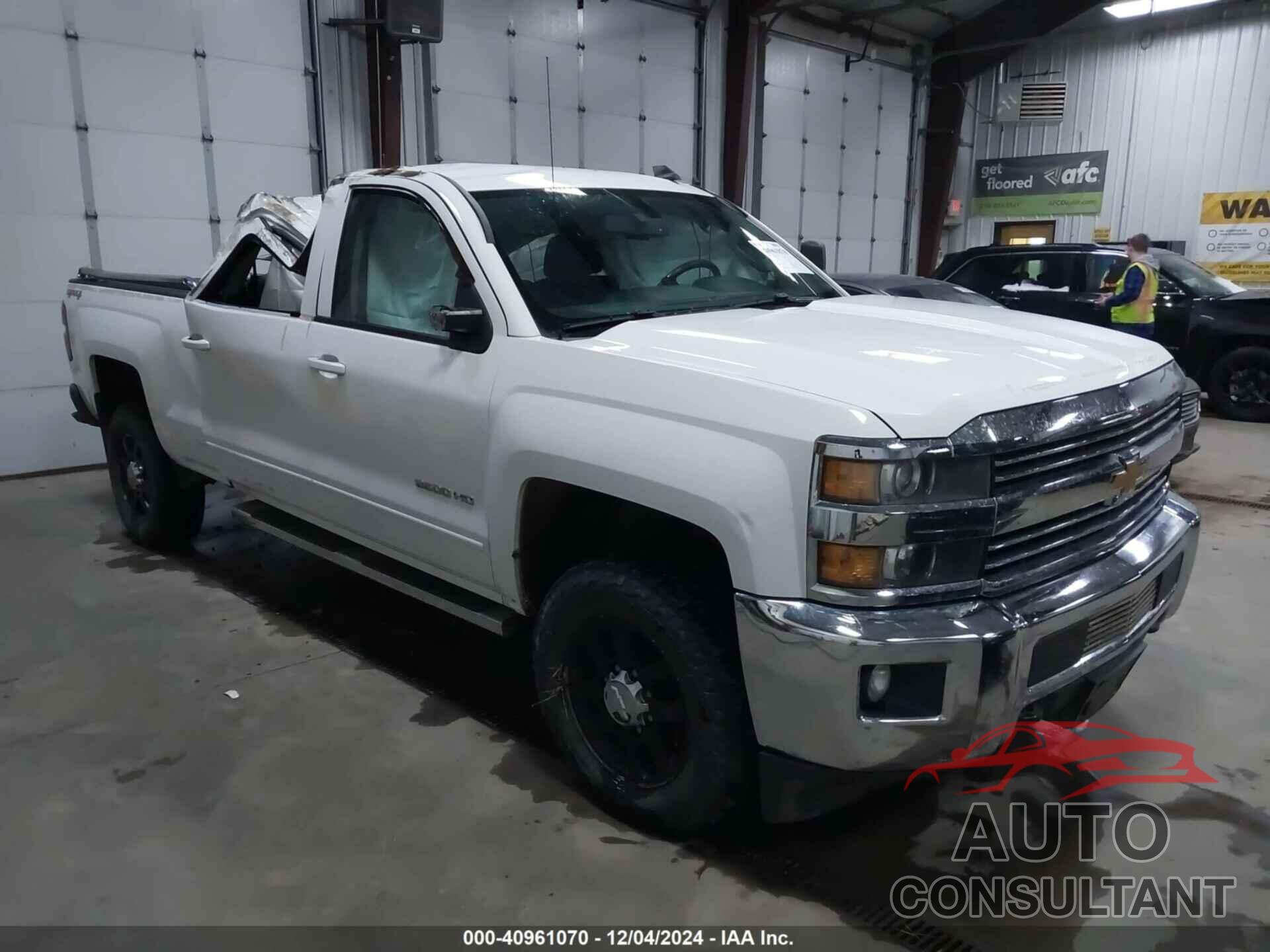 CHEVROLET SILVERADO 2500HD 2015 - 1GC1KVEG7FF644991