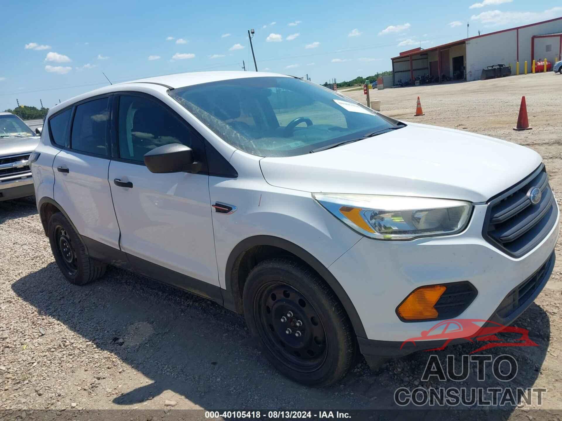 FORD ESCAPE 2017 - 1FMCU0F75HUA20248