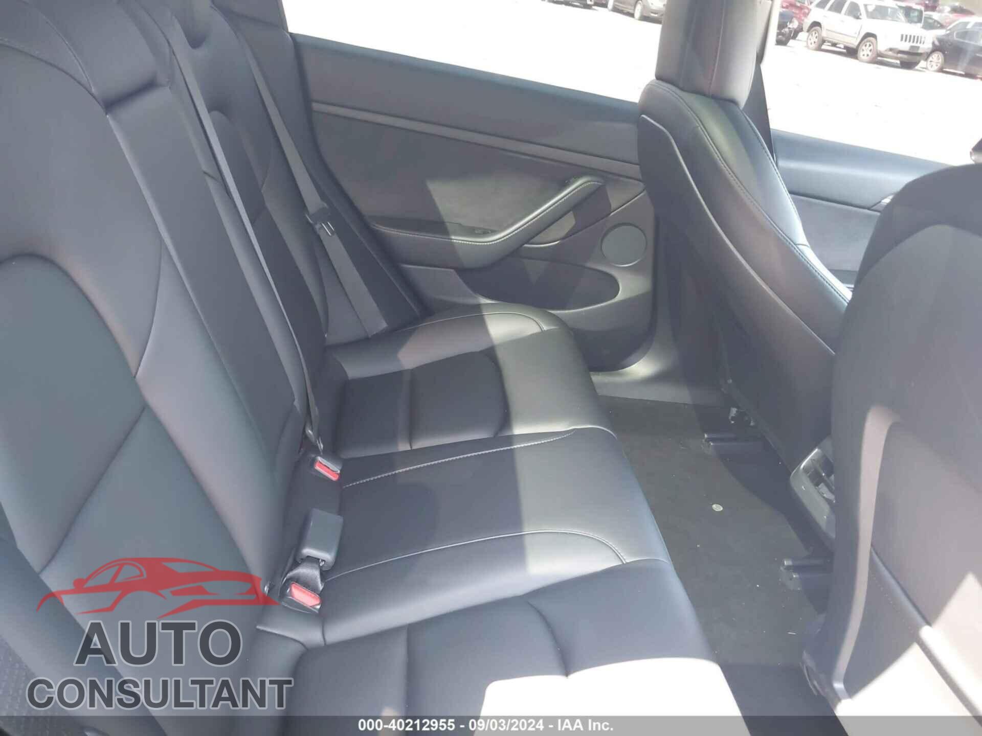 TESLA MODEL 3 2021 - 5YJ3E1EB4MF094311